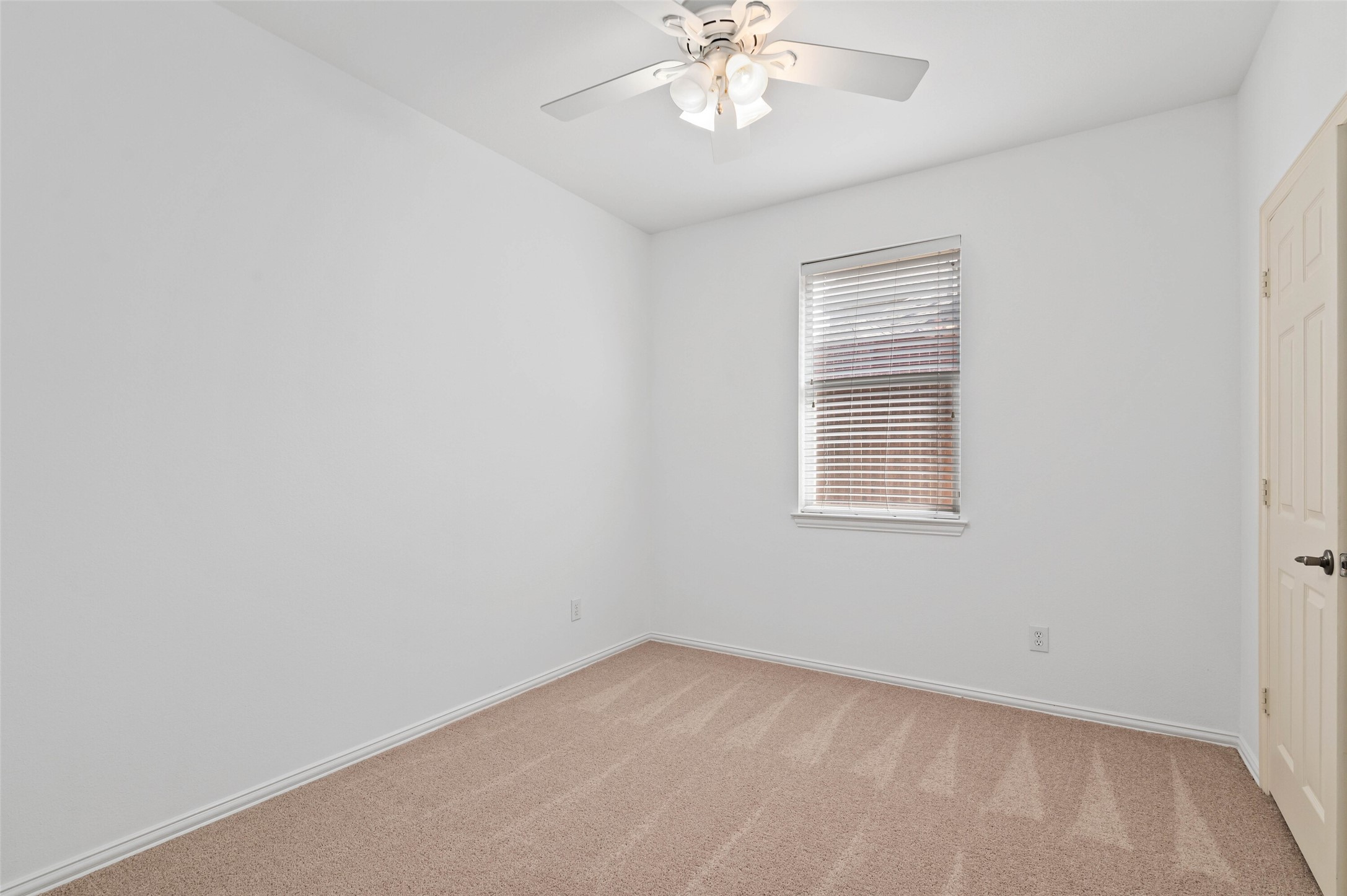 1704 Glen Aerie Lane, Corinth, TX, 76210