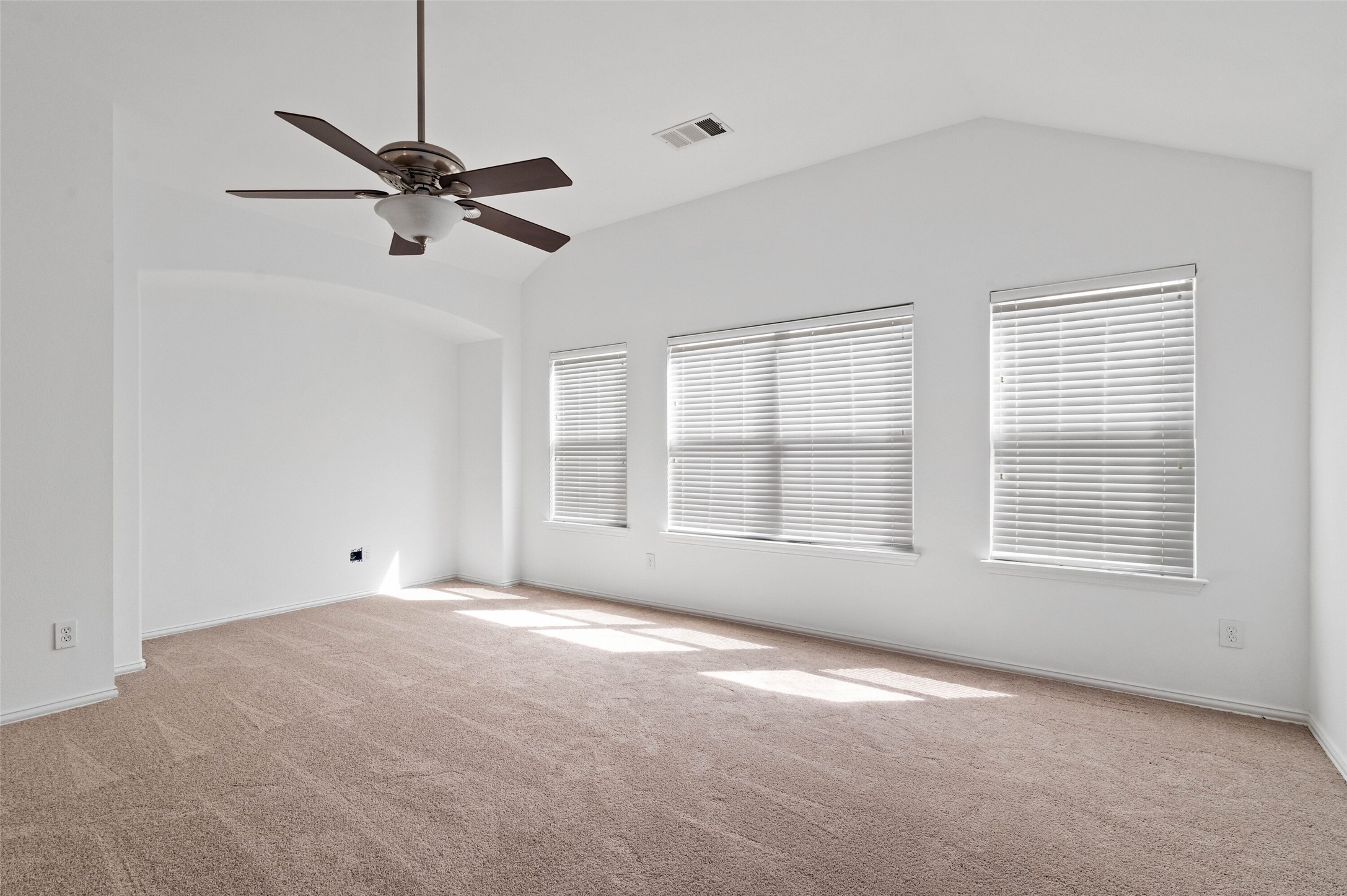 1704 Glen Aerie Lane, Corinth, TX, 76210