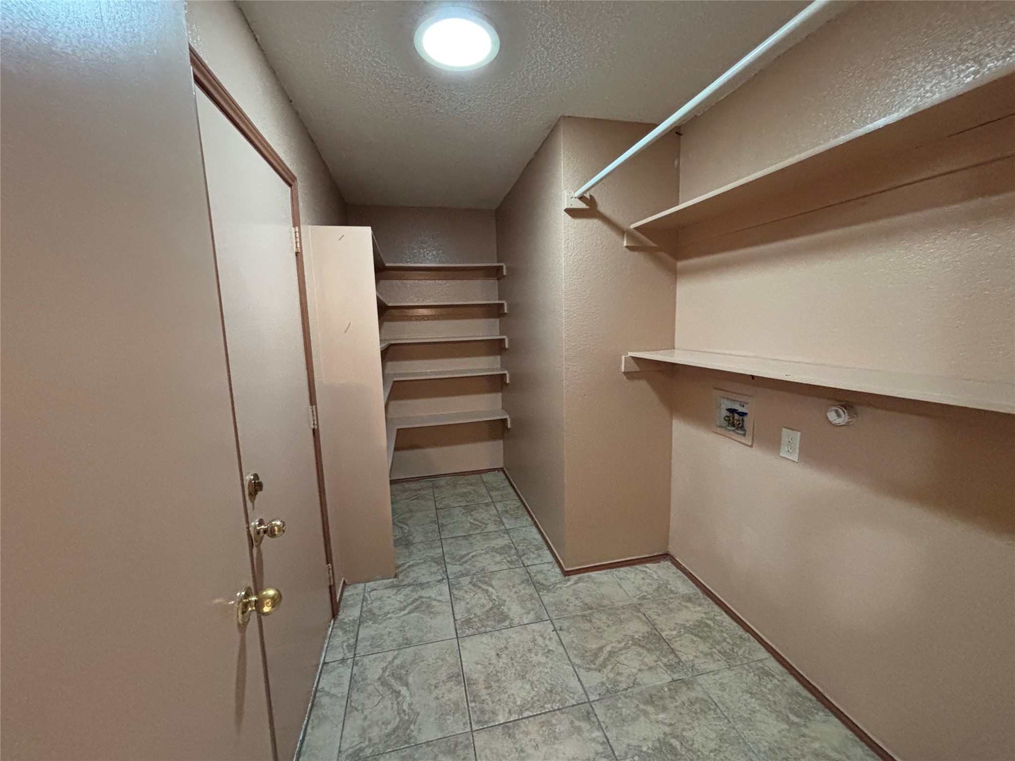 9444 Lipton Lane, Dallas, TX, 75217
