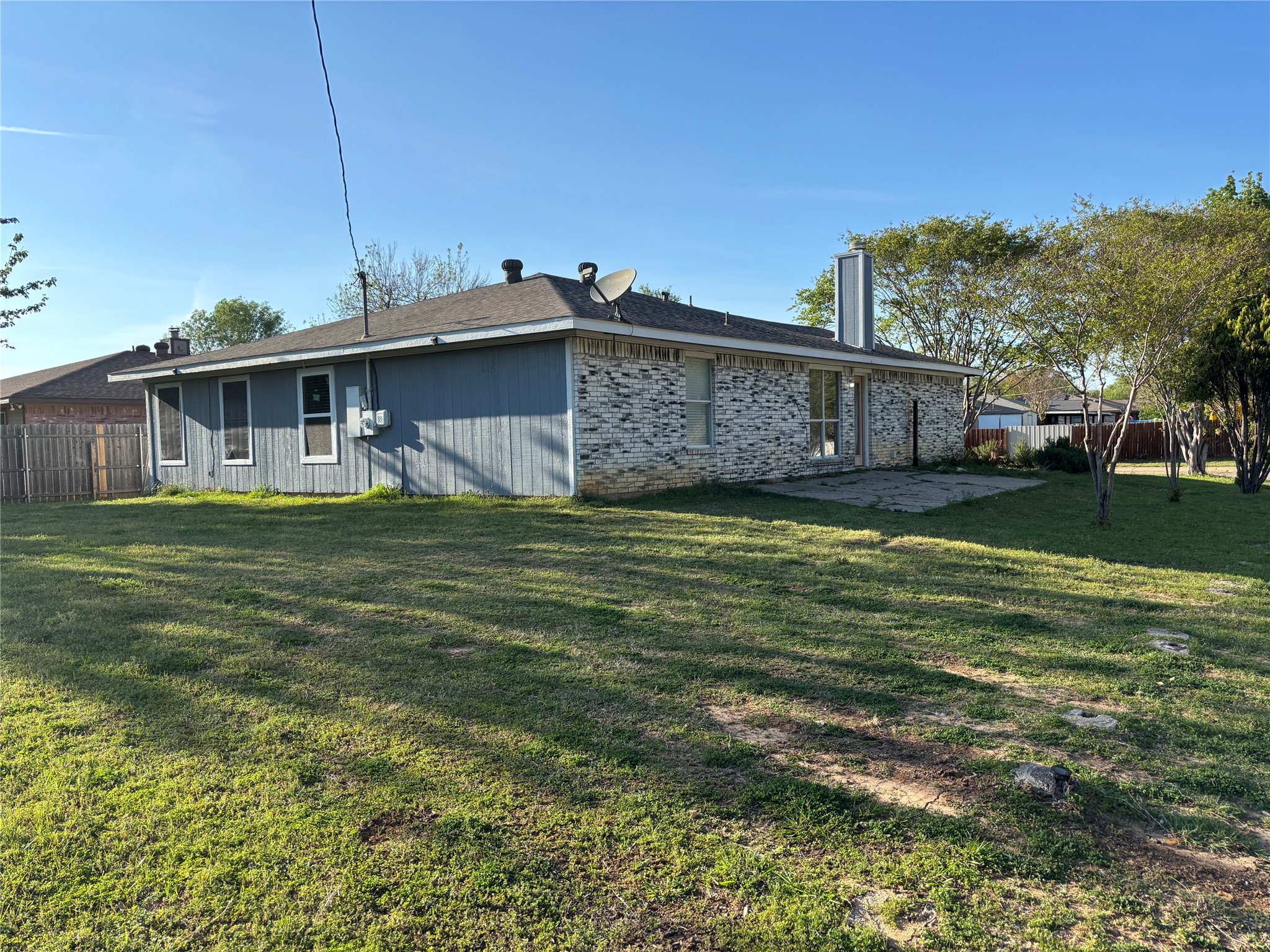 9444 Lipton Lane, Dallas, TX, 75217