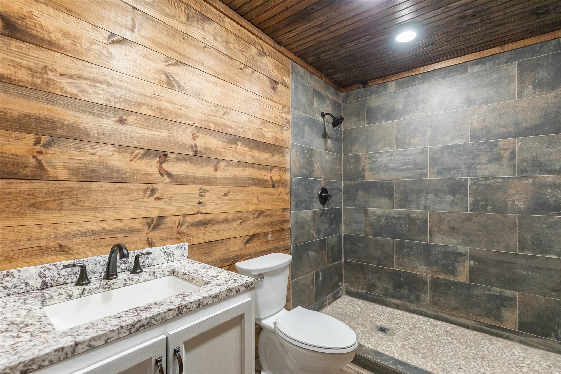440 Lakeside Drive, Brownwood, TX, 76801
