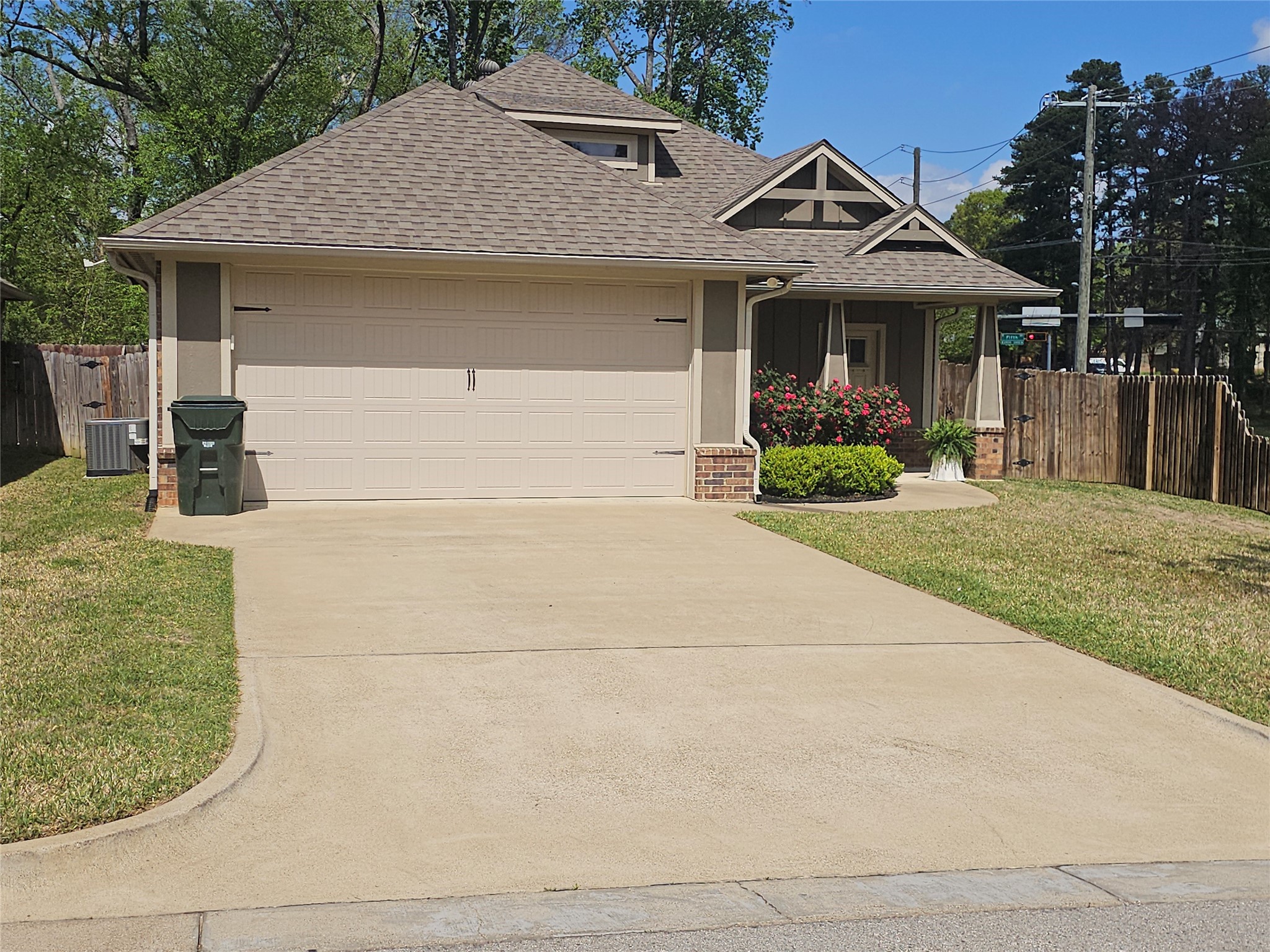 2946 Meadow Brook Trail, Tyler, TX, 75701