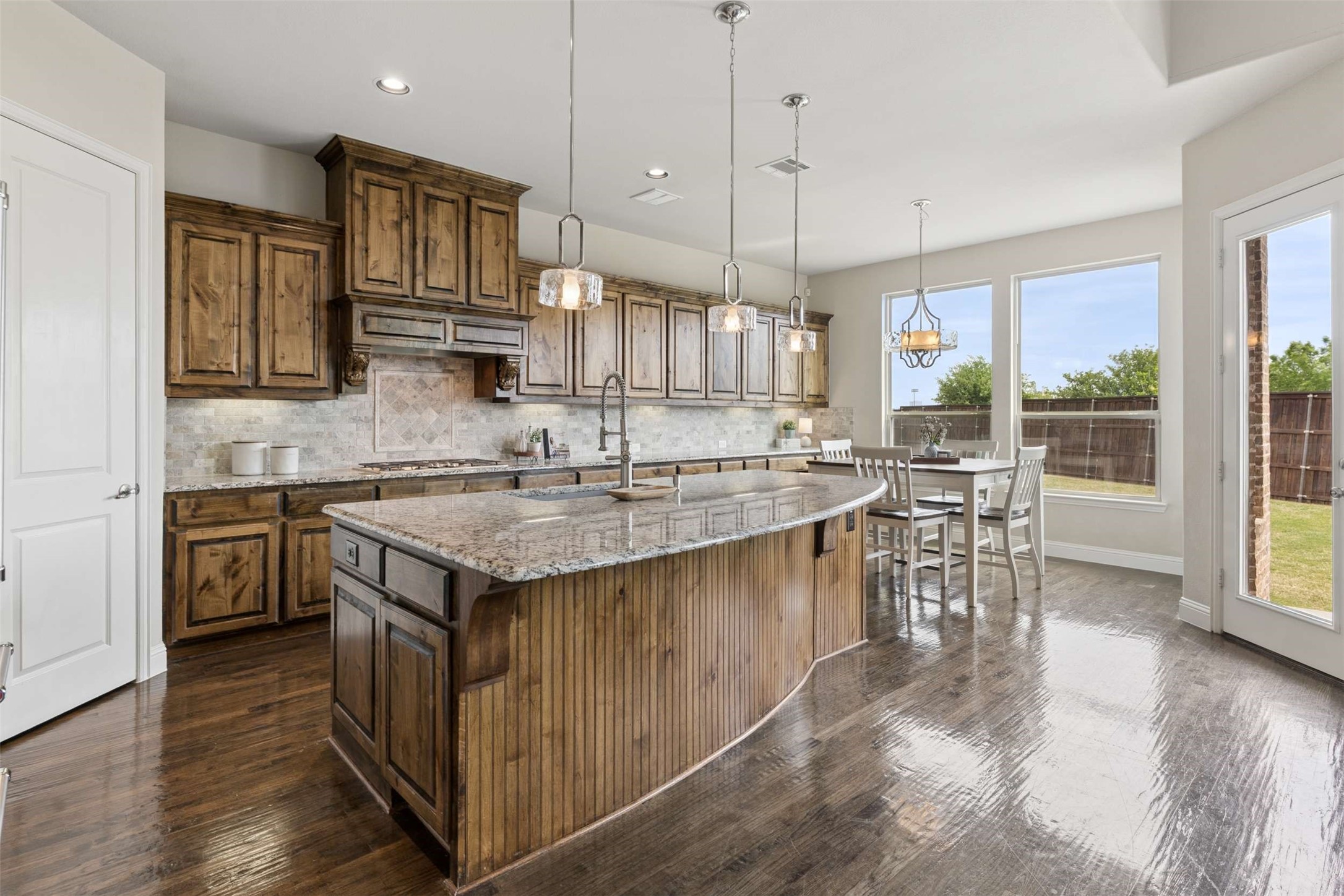 2689 Forest Breeze Drive, Frisco, TX, 75034