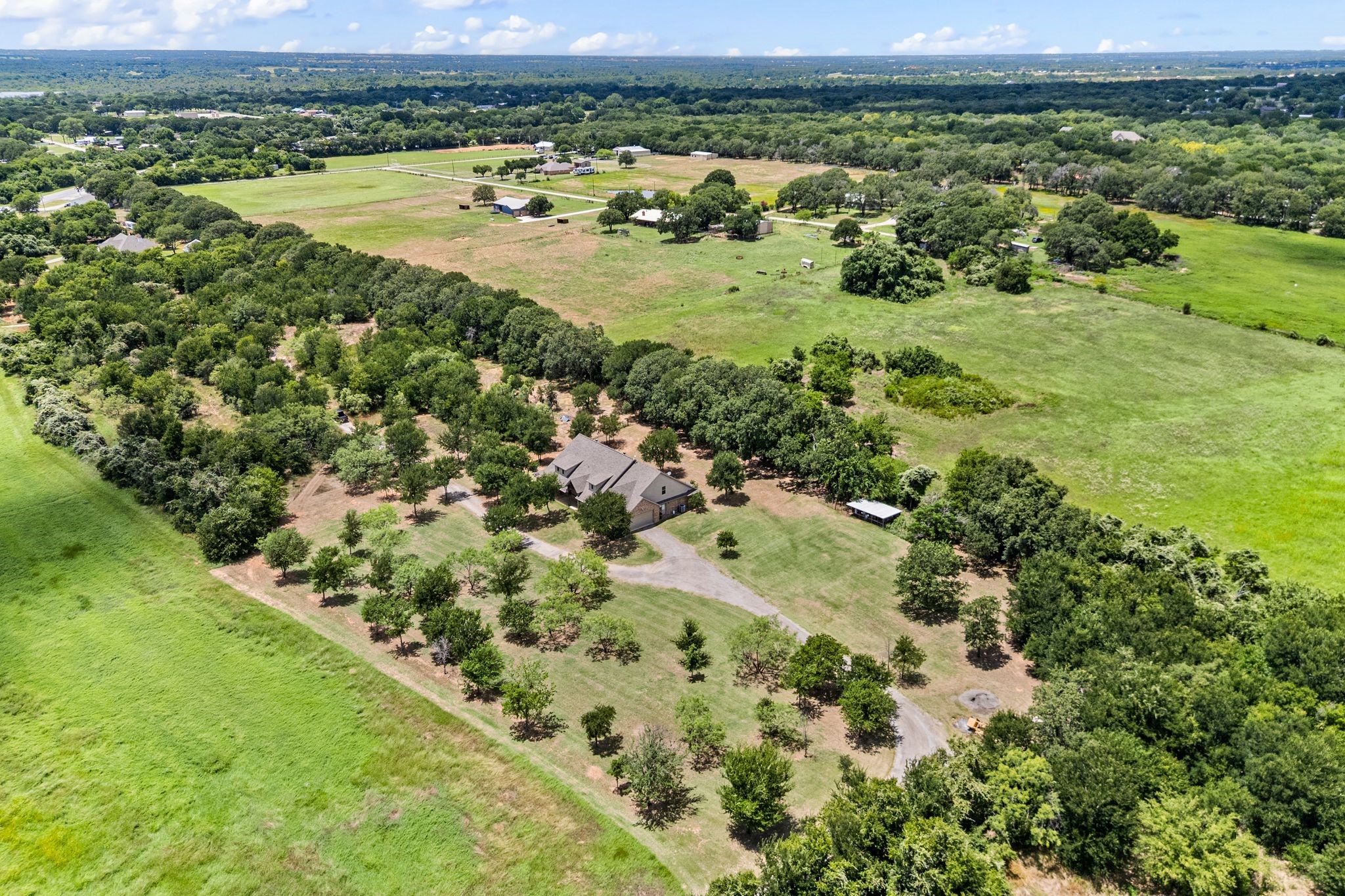 Property photo 01 of 3019 FM 718, Newark, TX 76071 | MLS #21225247