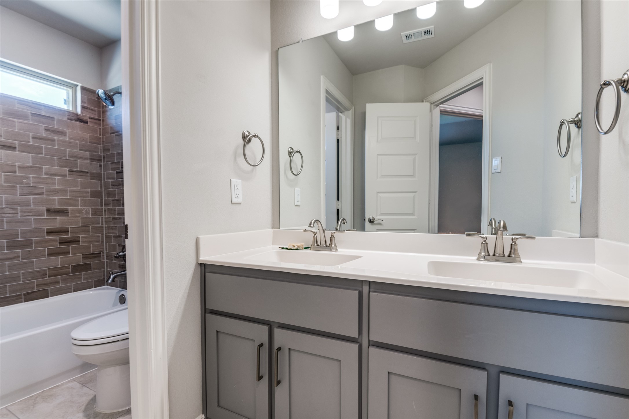 1133 Barrix Drive, Forney, TX, 75126