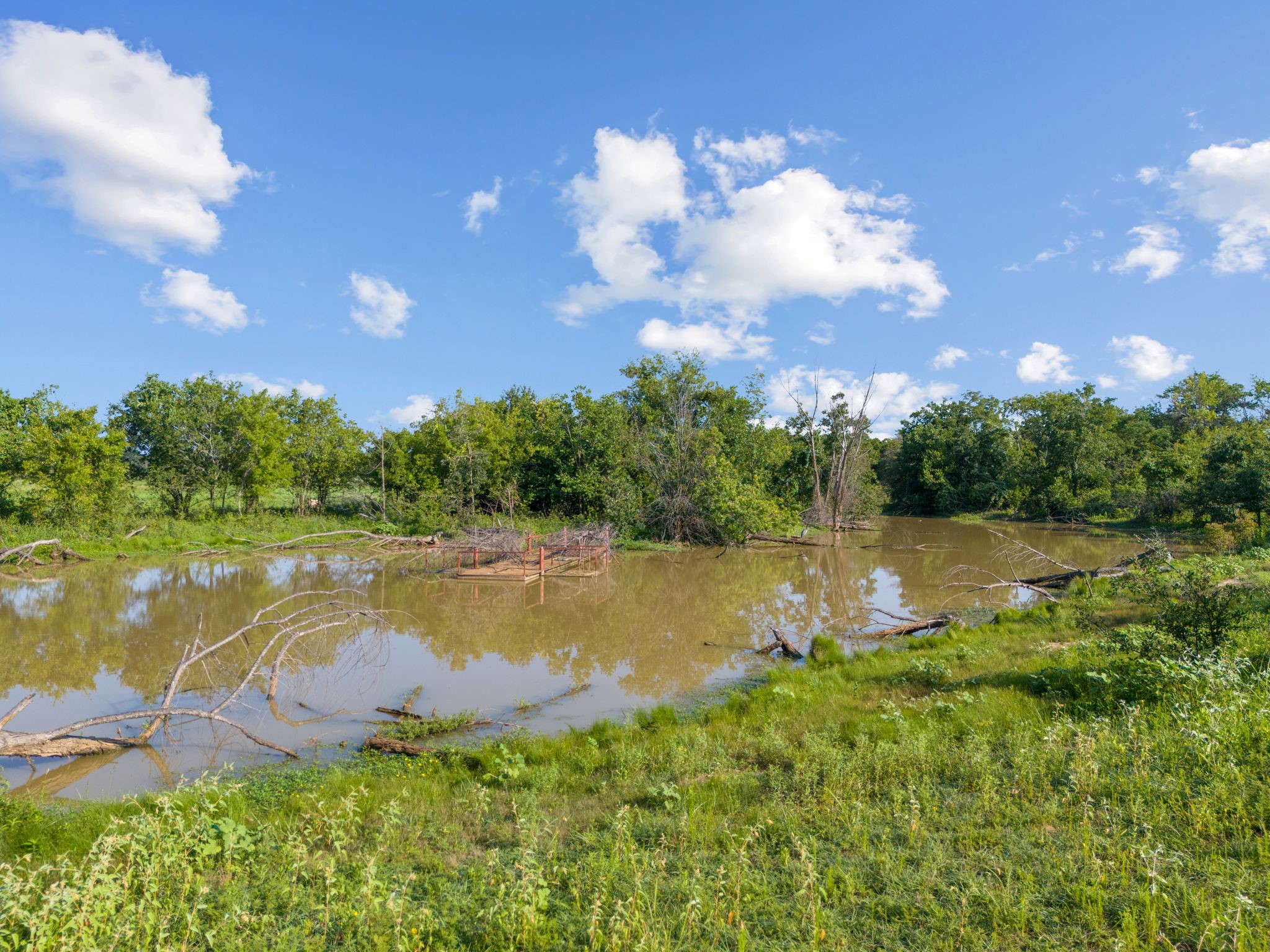 Property photo 03 of 334 Eddy Avenue, Joshua, TX 76058 | MLS #21225305