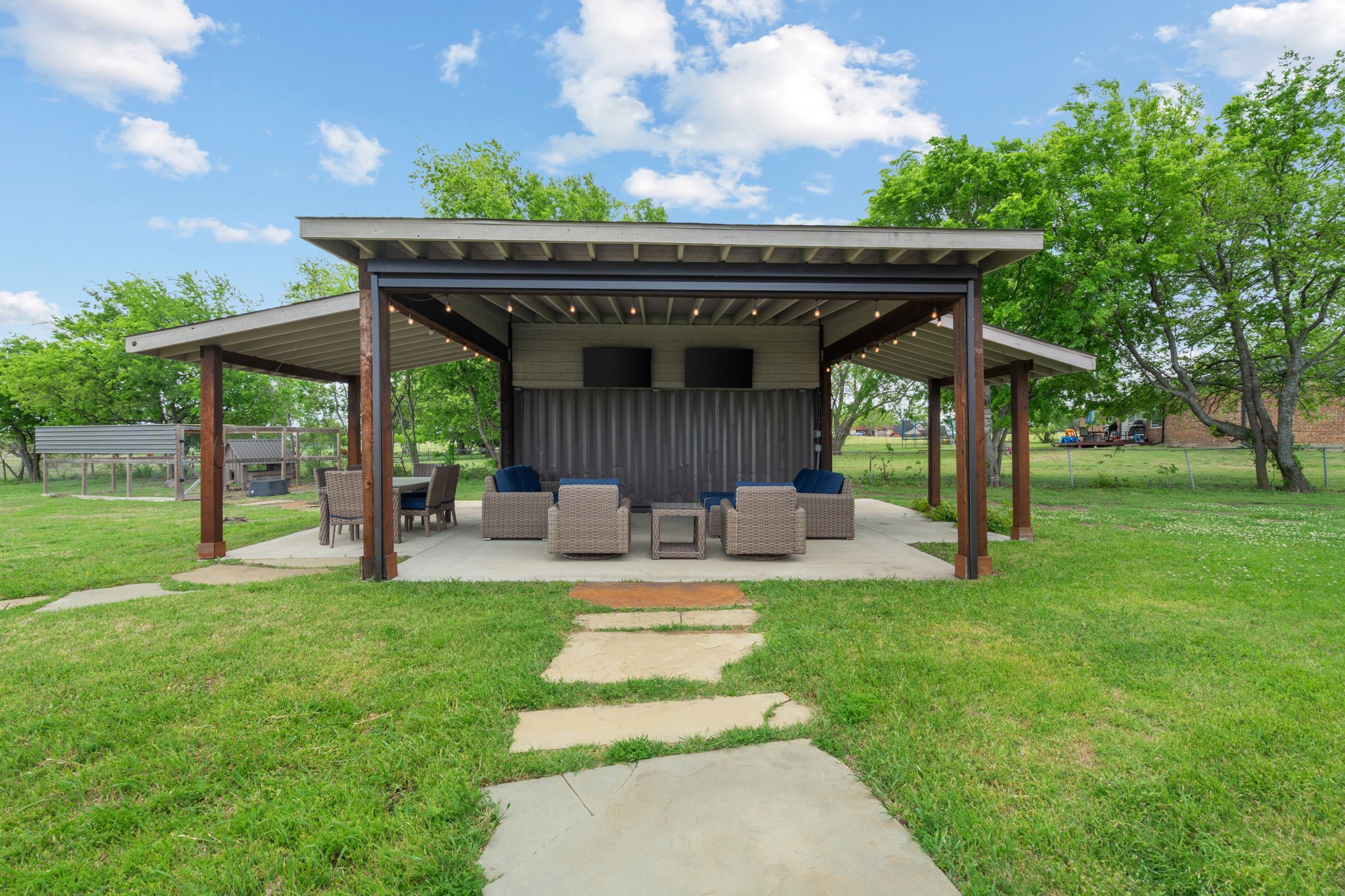 828 Cornelius Road, Rockwall, TX, 75087