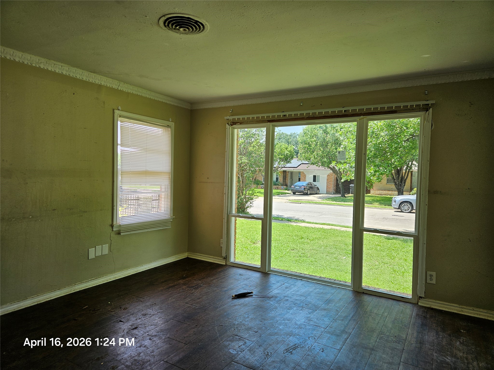2324 Prichard Lane, Dallas, TX, 75227