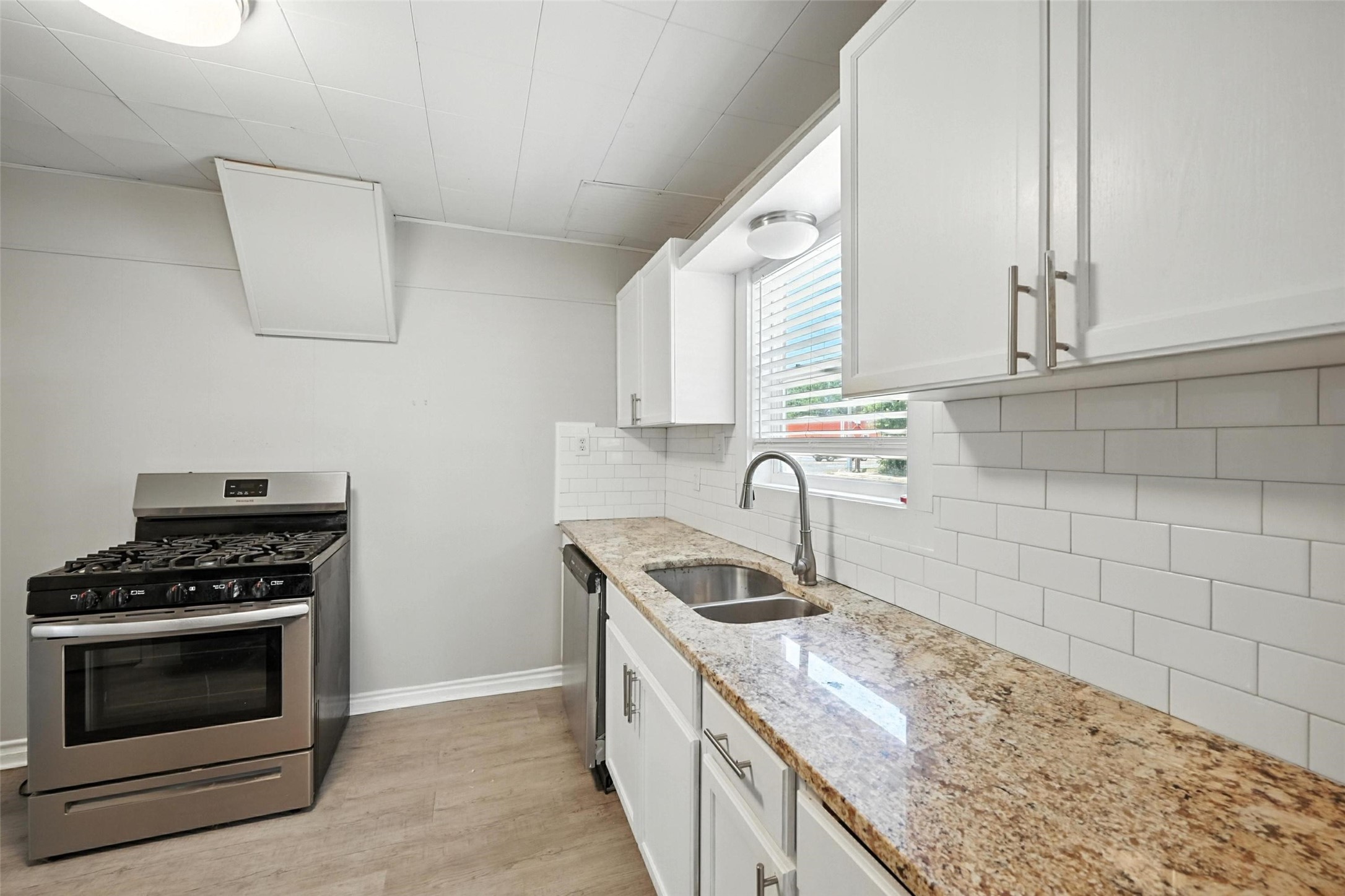 204 Graham Avenue, Bonham, TX, 75418