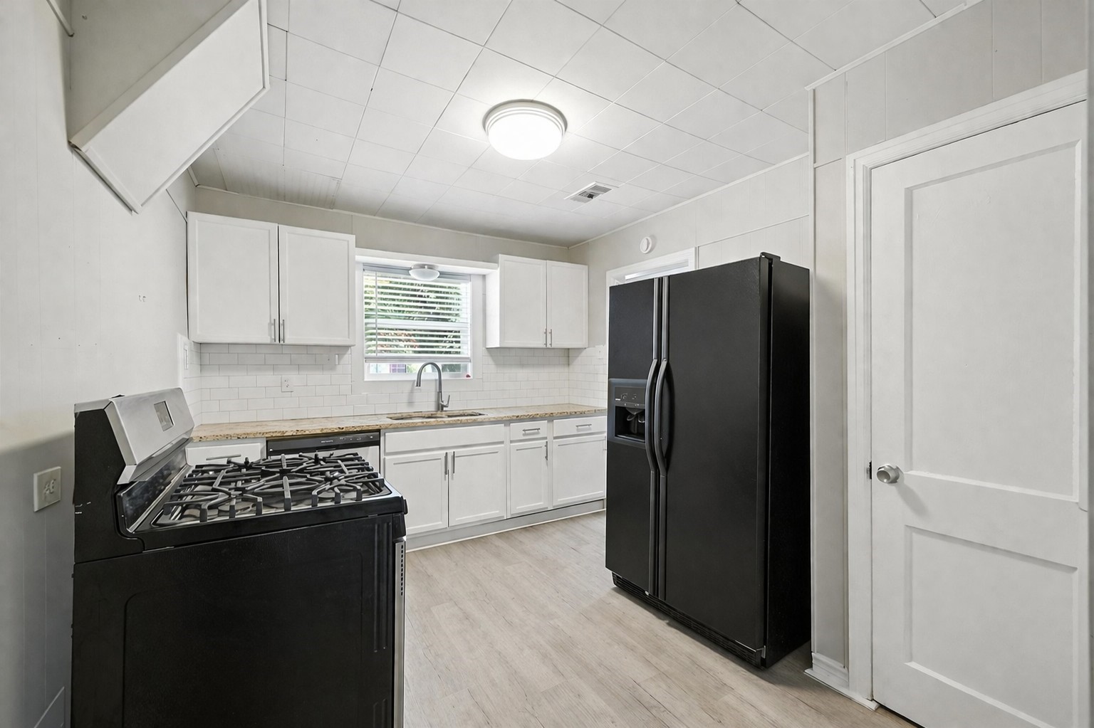 204 Graham Avenue, Bonham, TX, 75418