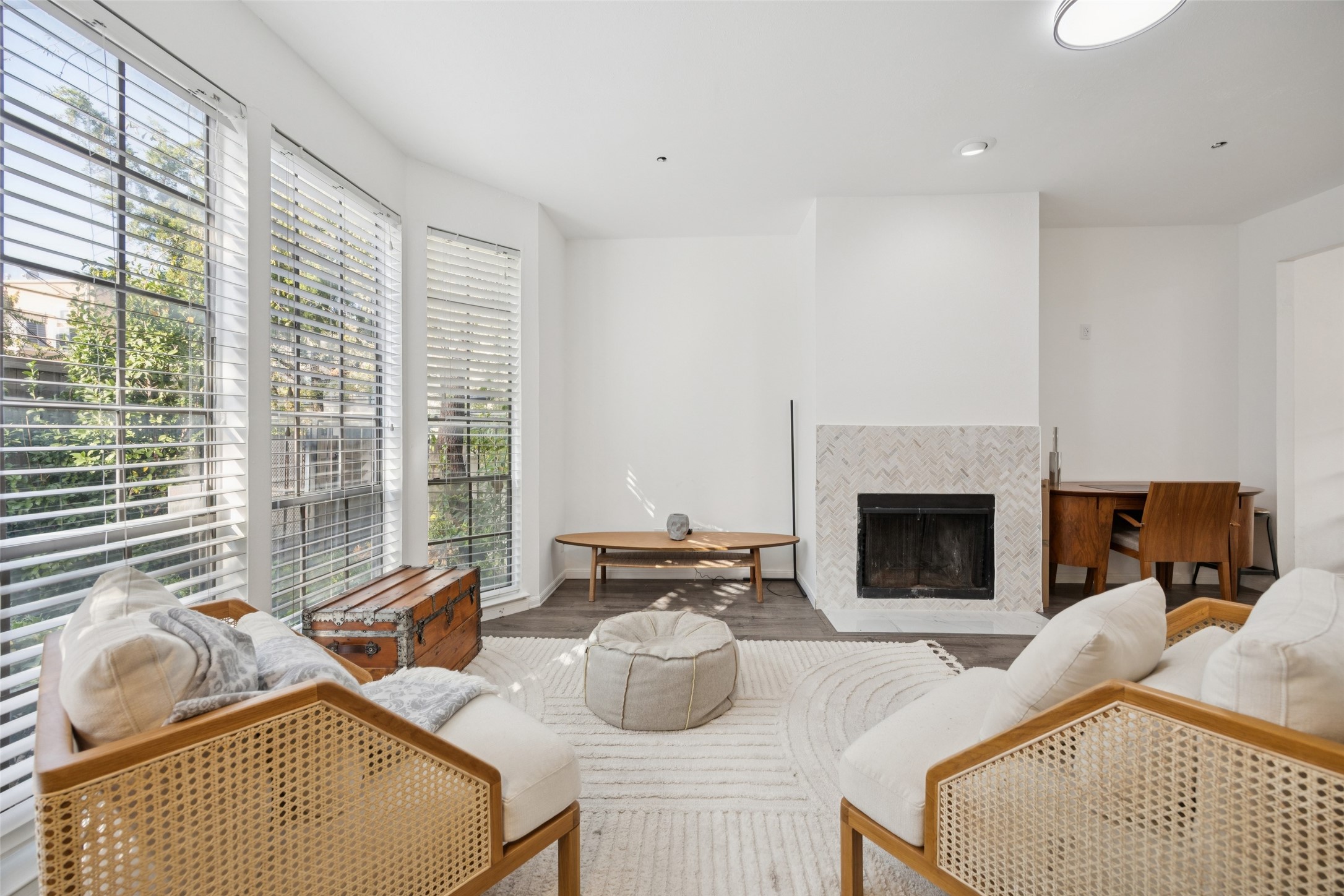 Property photo 03 of 3919 Cole Avenue UNIT 101, Dallas, TX 75204 | MLS #21225689