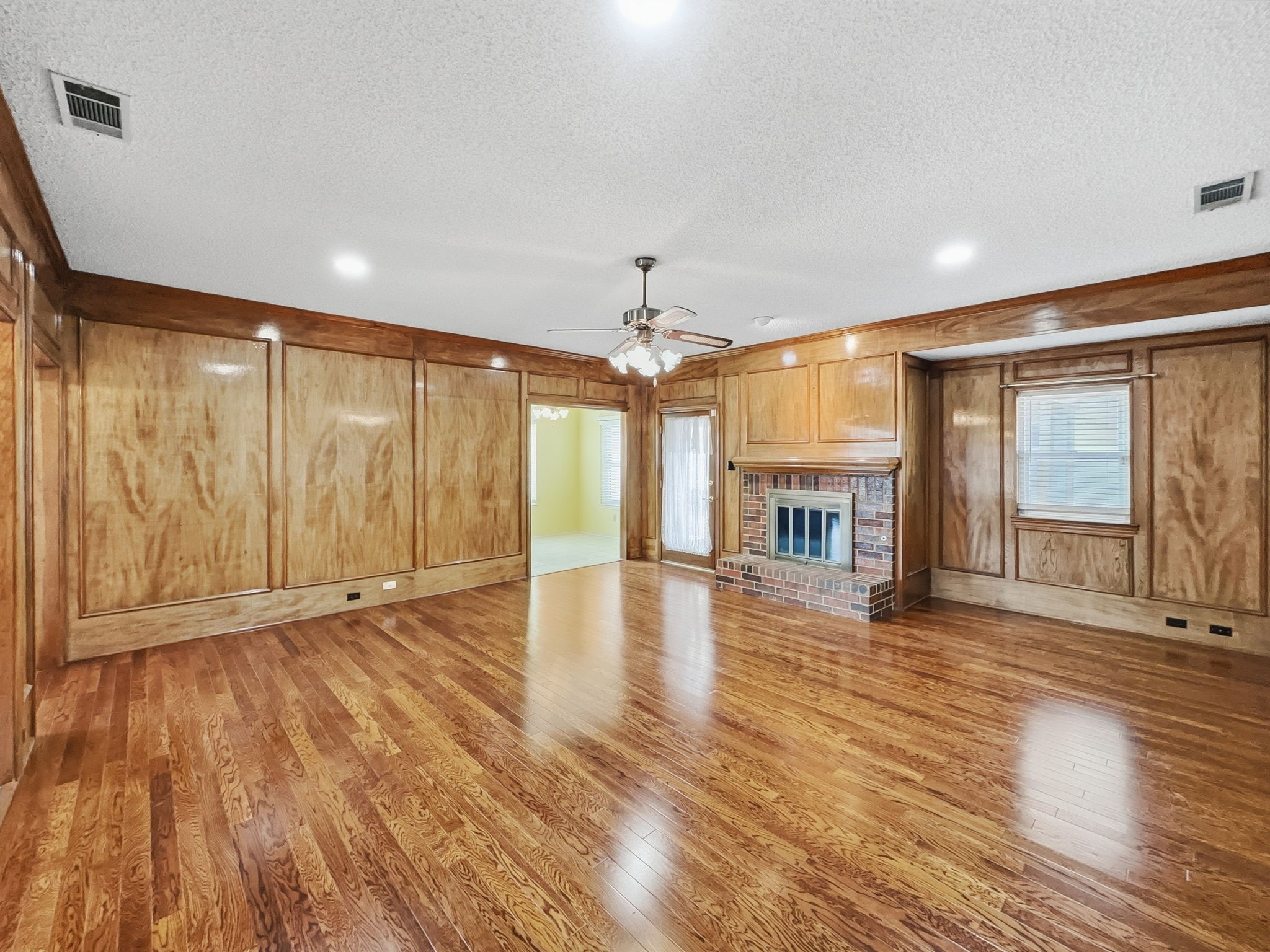 302 Apollo Road, Garland, TX, 75040