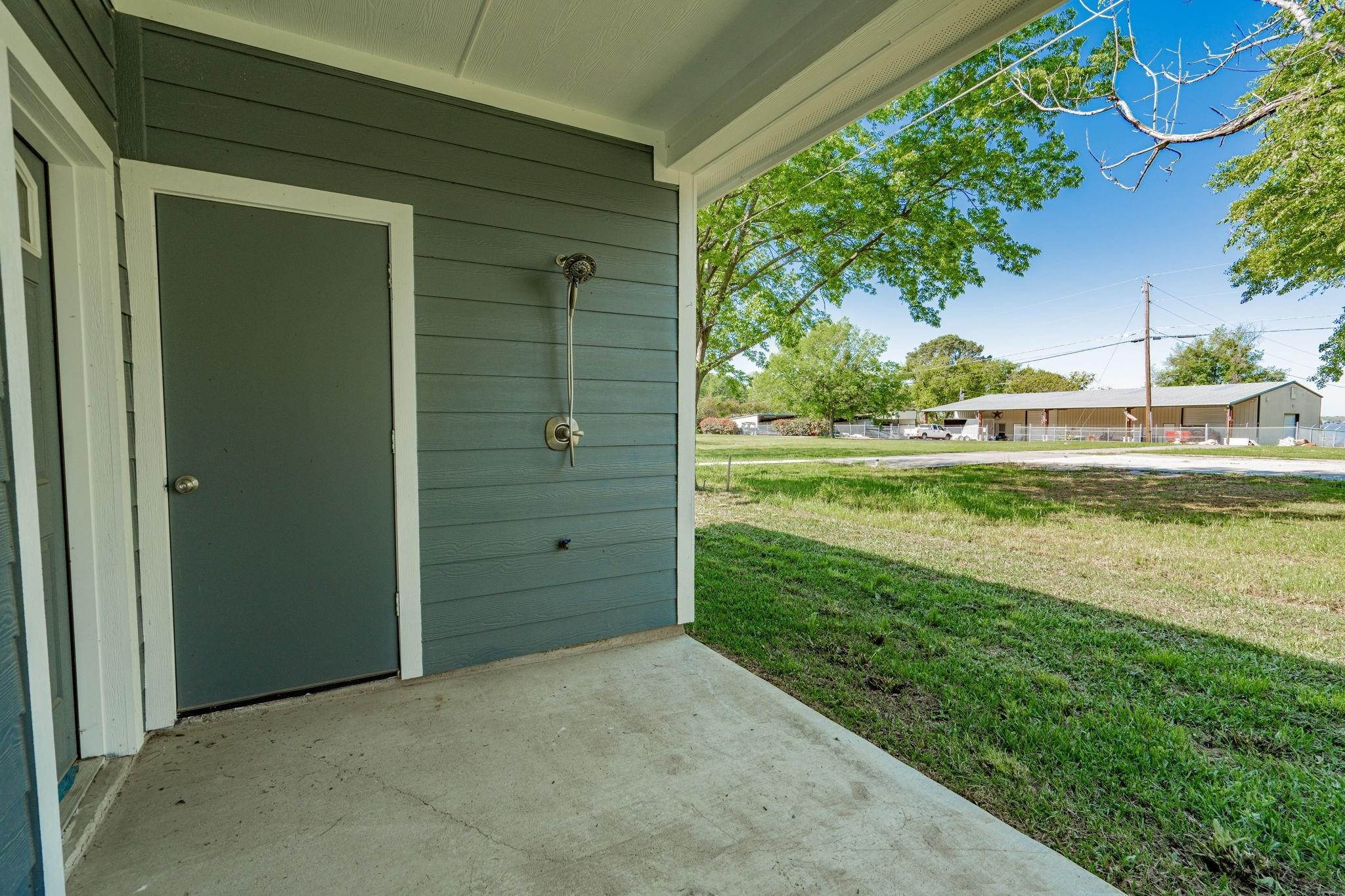 Property photo 04 of 112 Sierra Madre Street Payne, Springs, TX 75156 | MLS #21225794