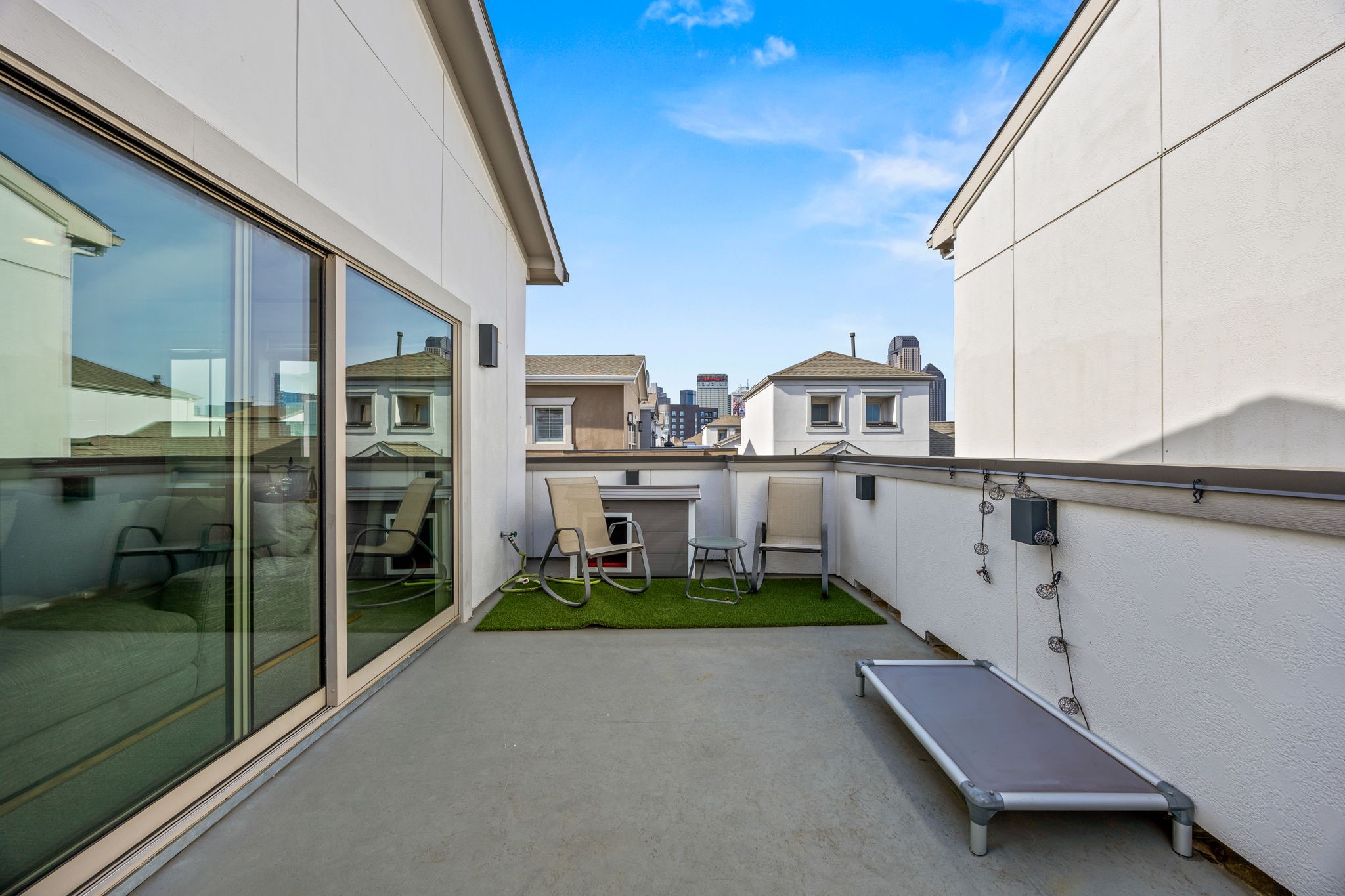 730 Spanish Oaks Place, Dallas, TX, 75204