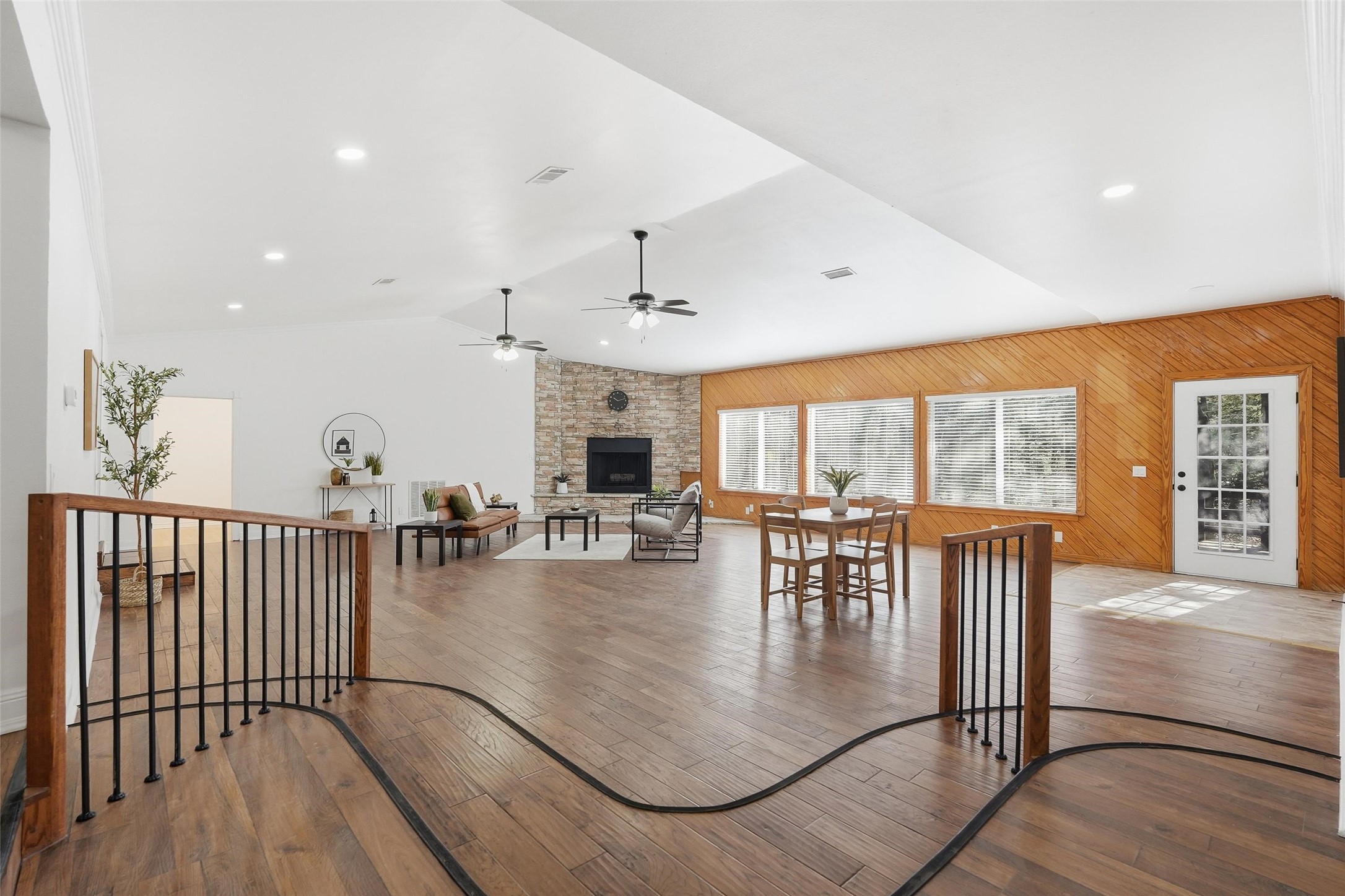 9902 County Road 2434, Terrell, TX, 75160