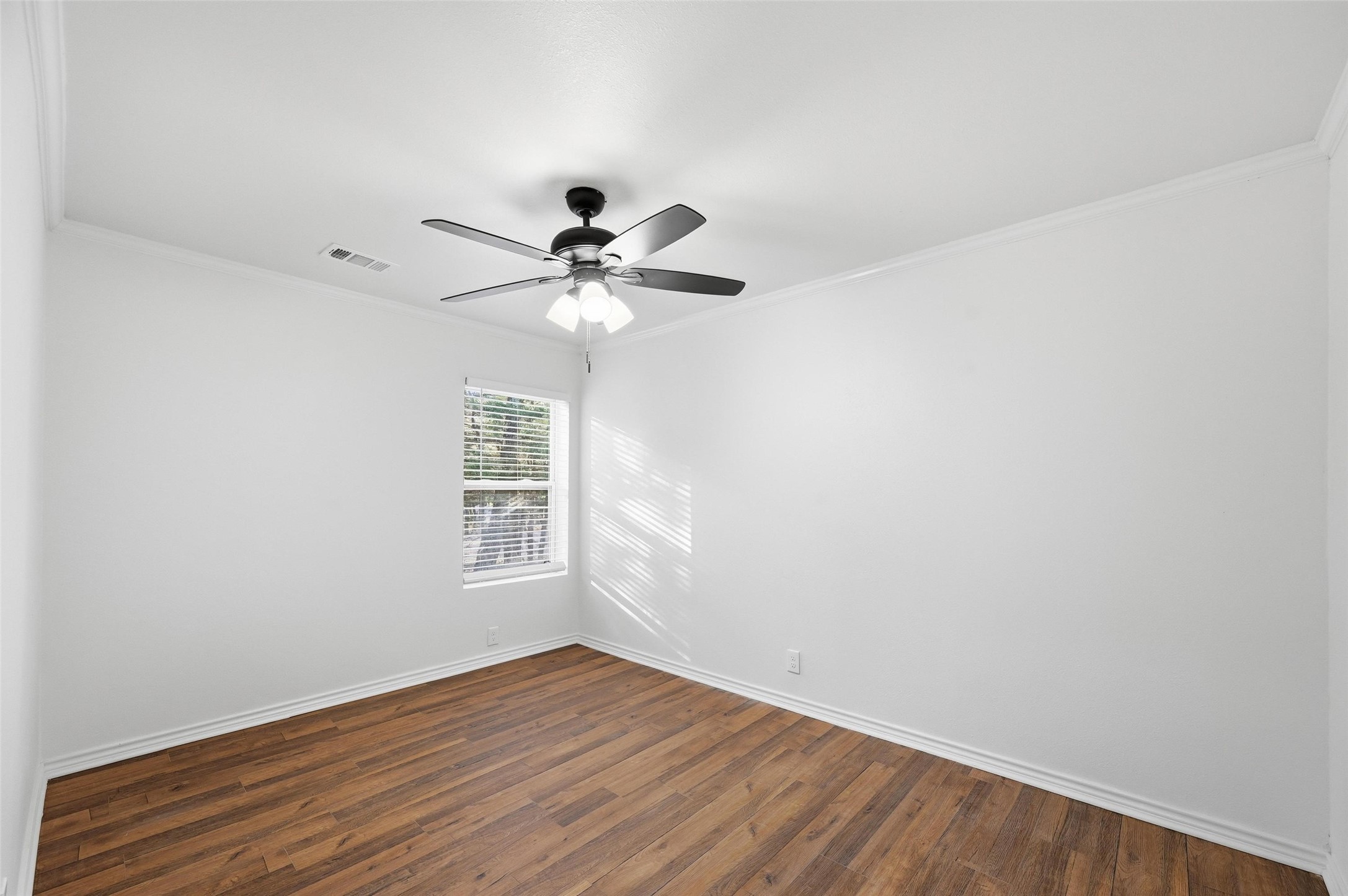 9902 County Road 2434, Terrell, TX, 75160