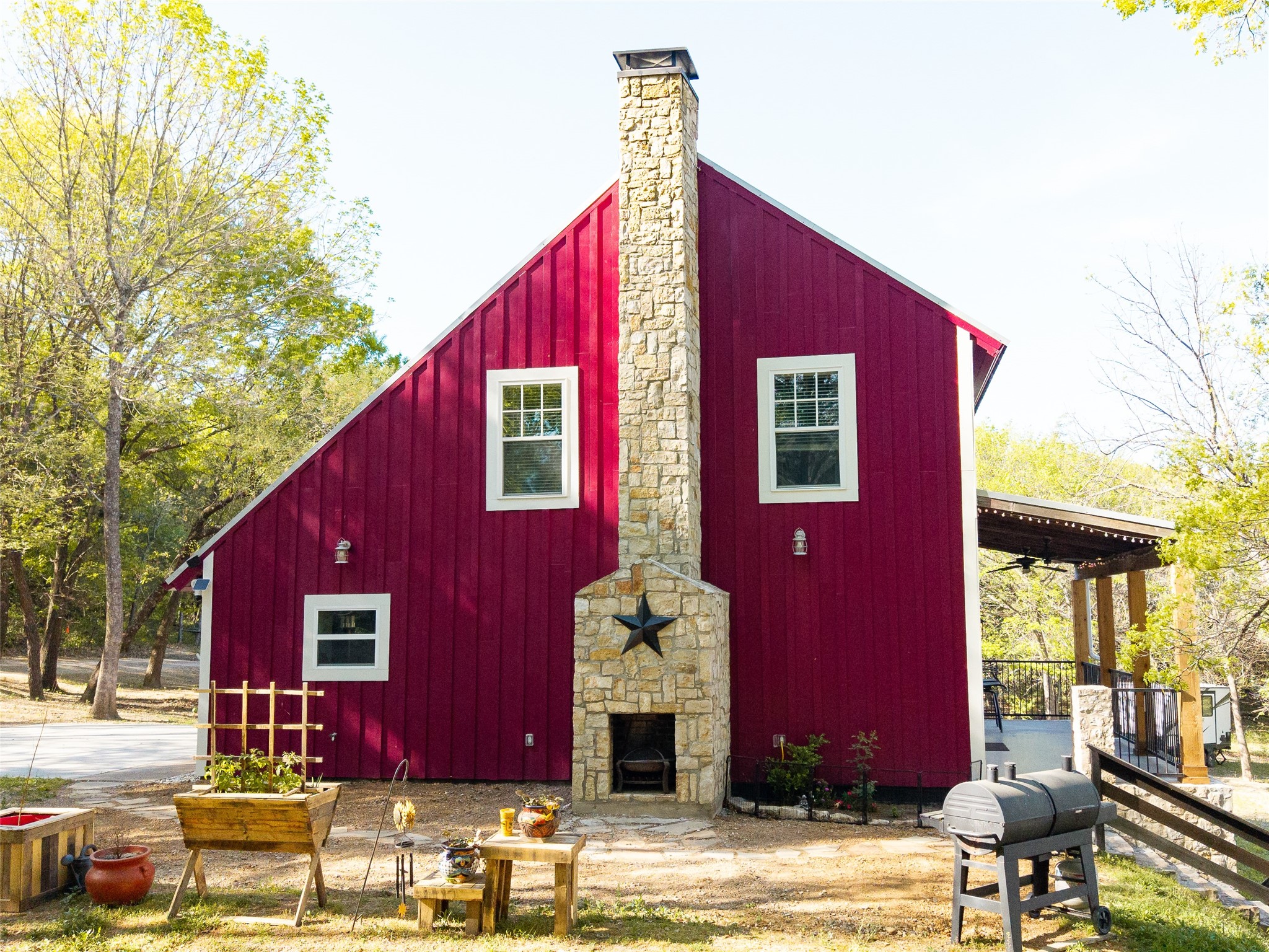 459 County Road 4600, Trenton, TX, 75490