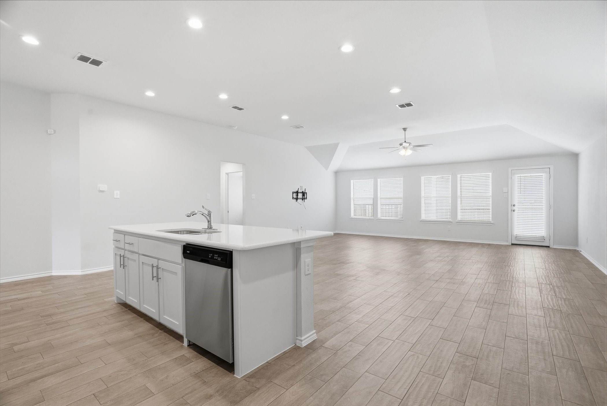 428 Edgewick Lane, Fort Worth, TX, 76036
