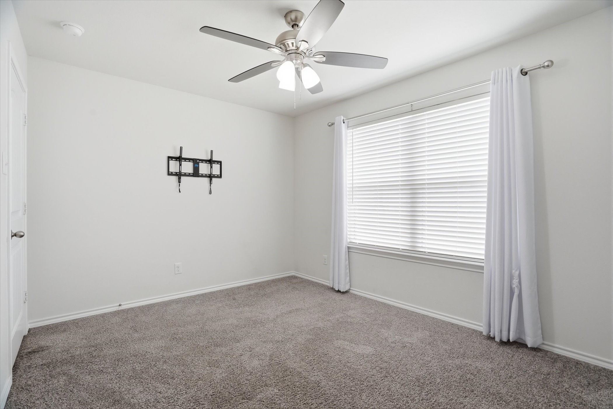 428 Edgewick Lane, Fort Worth, TX, 76036