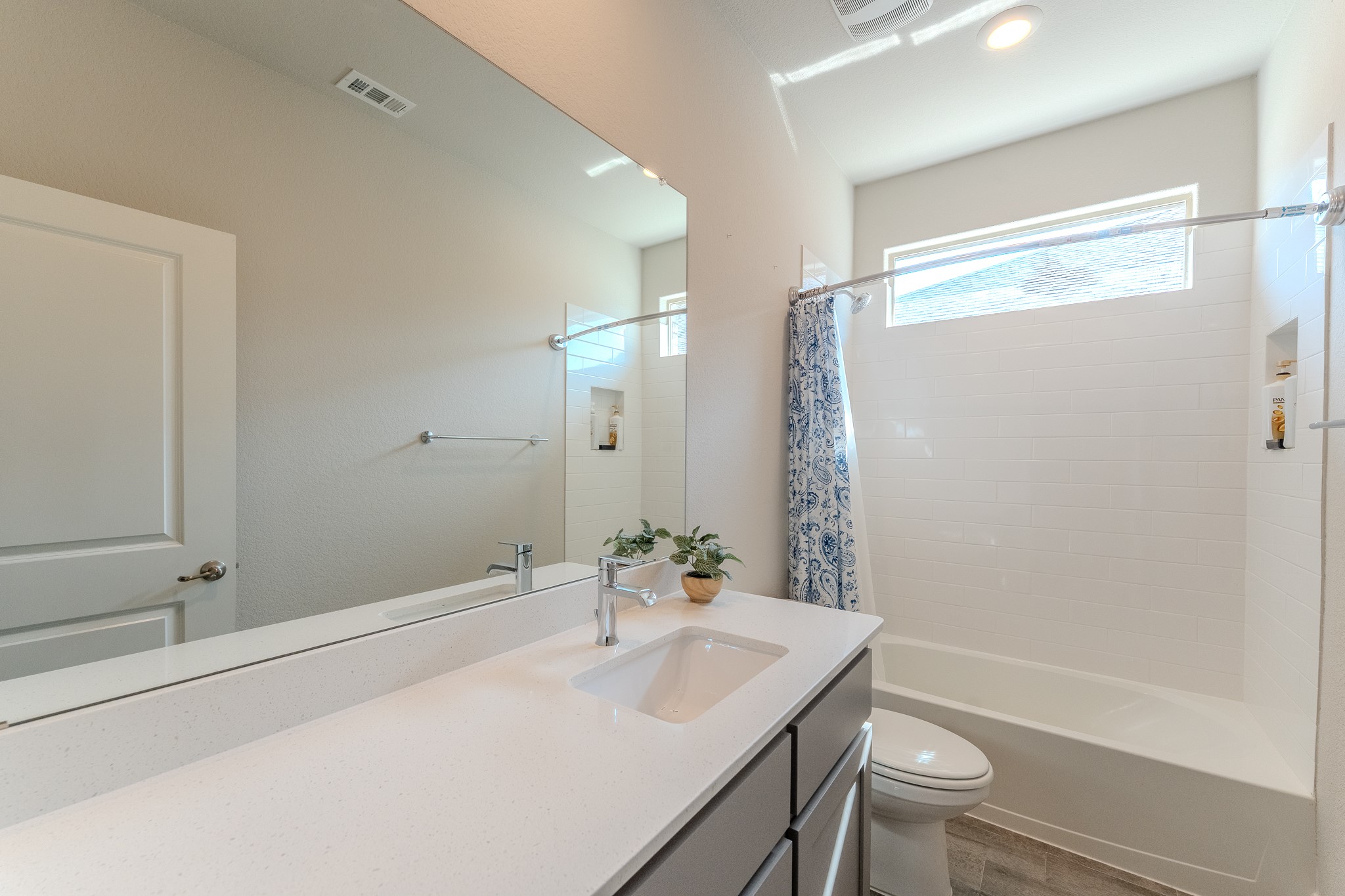 521 Dunmore Drive, Fort Worth, TX, 76052