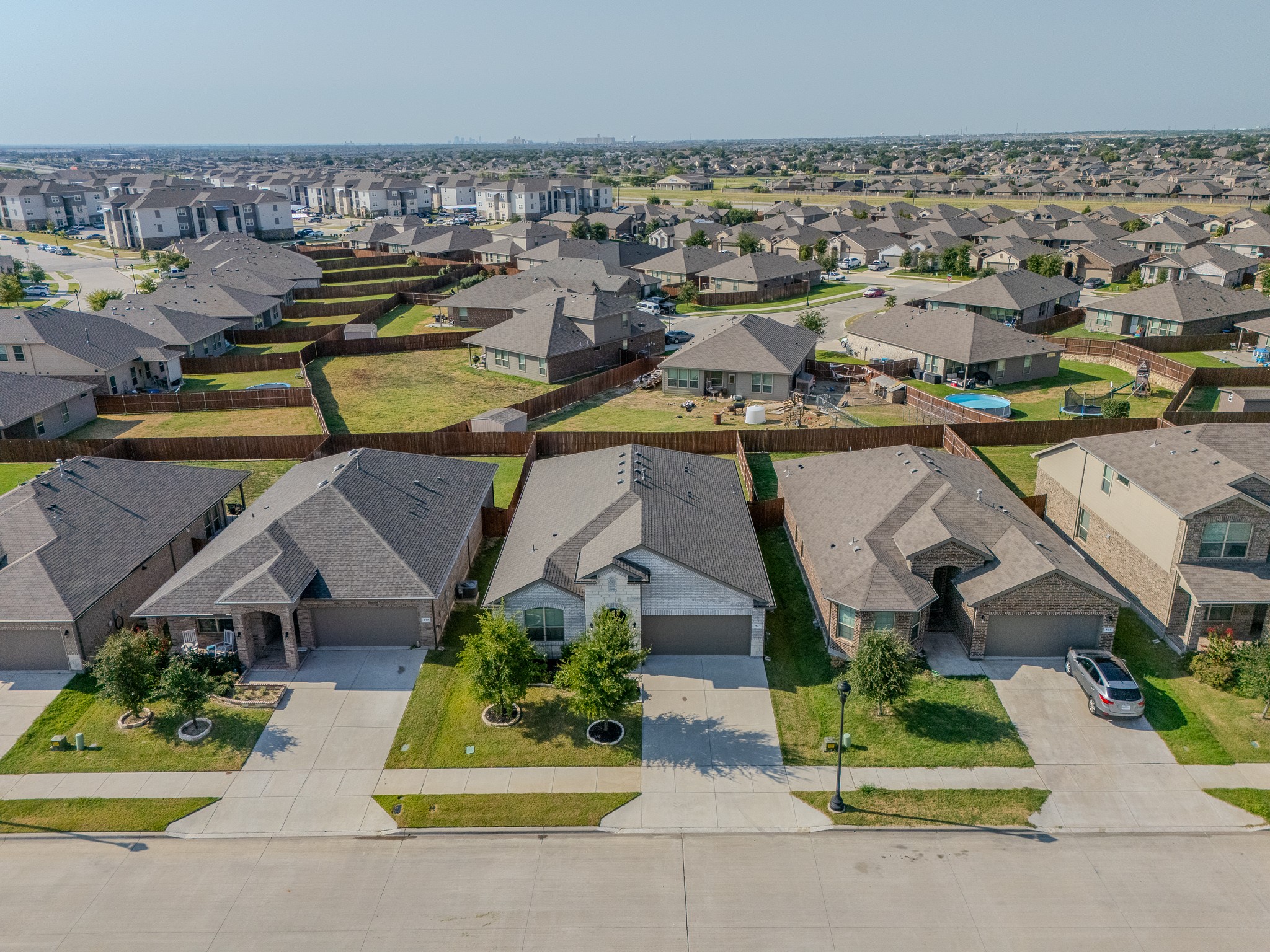 521 Dunmore Drive, Fort Worth, TX, 76052