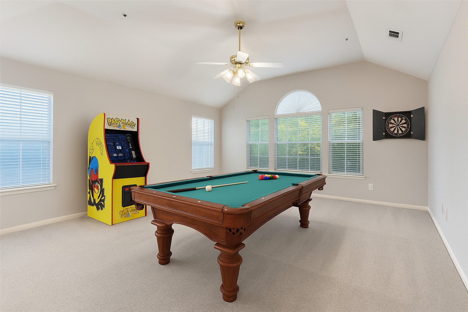Property photo 03 of 4424 Courtney Lane, Richardson, TX 75082 | MLS #21226368