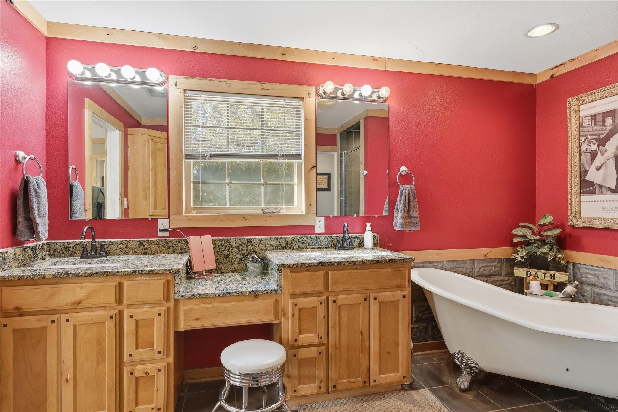 8980A County Road 156, Bluff Dale, TX, 76433