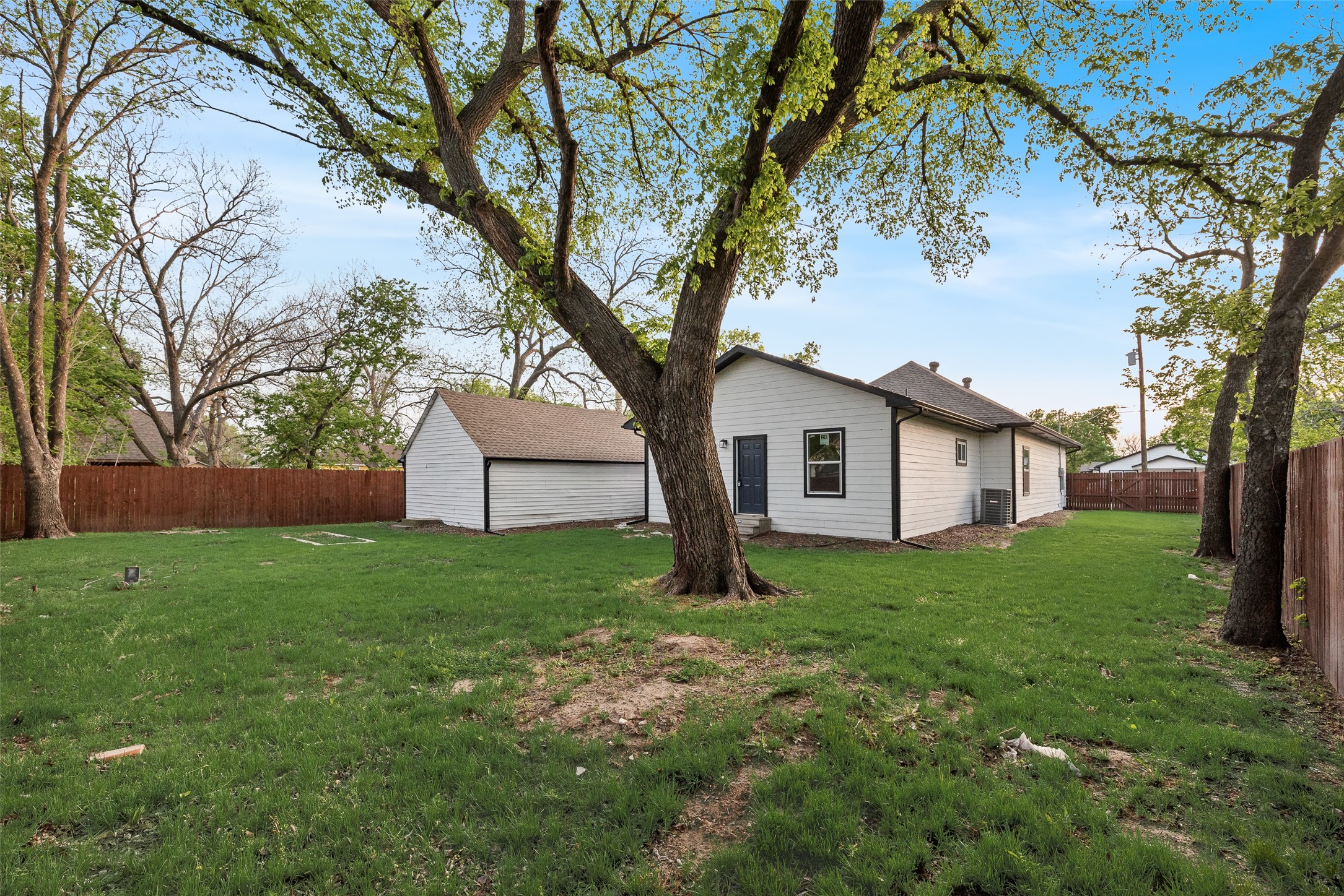 1014 Trinity Street, Cleburne, TX, 76031