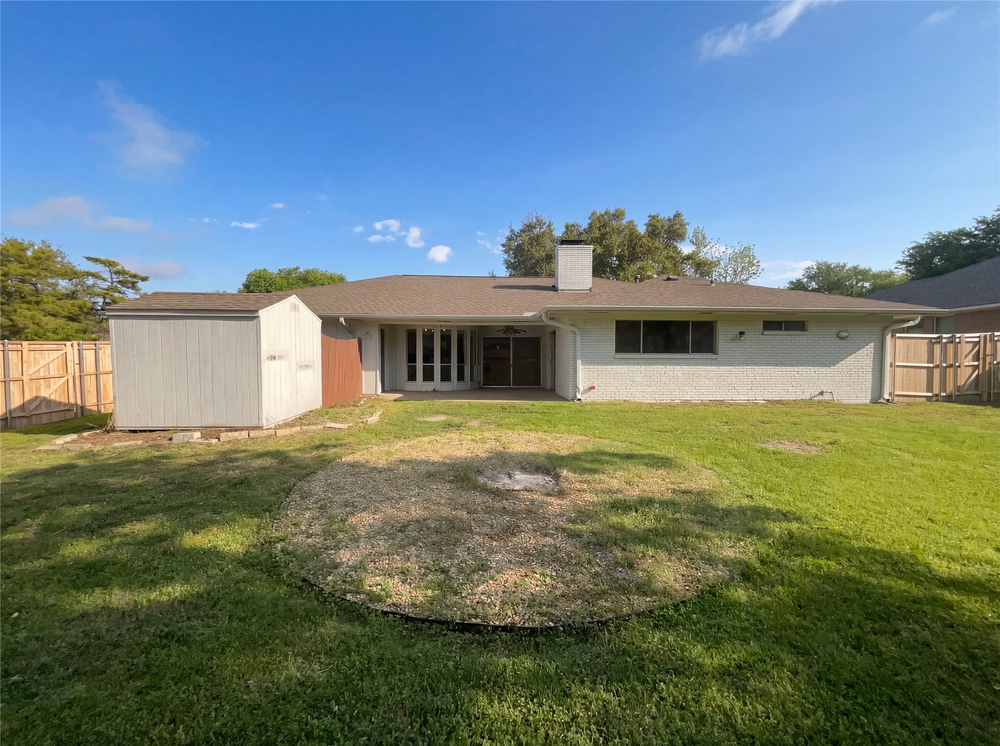 2800 N Surrey Drive, Carrollton, TX, 75006