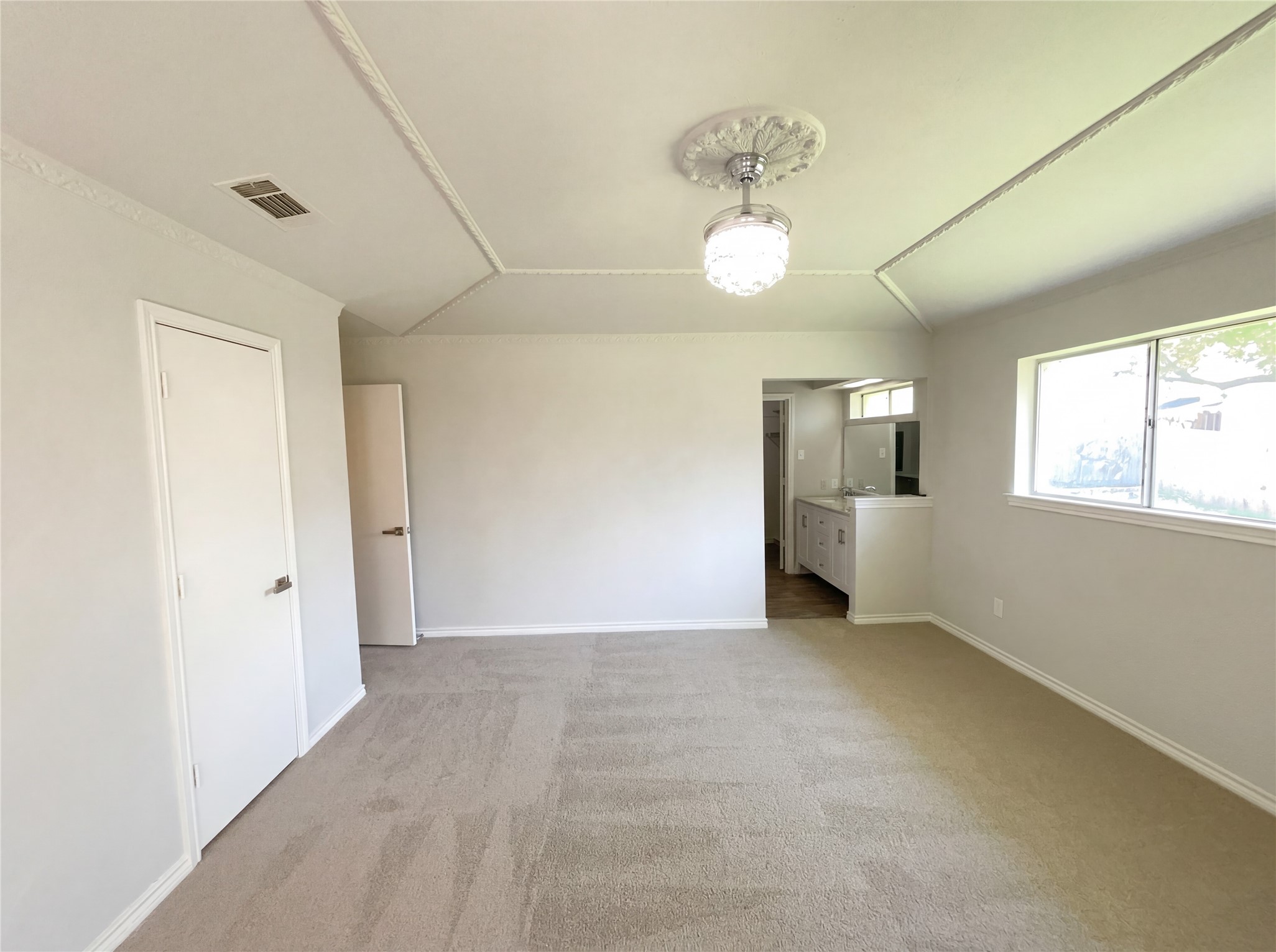 2800 N Surrey Drive, Carrollton, TX, 75006