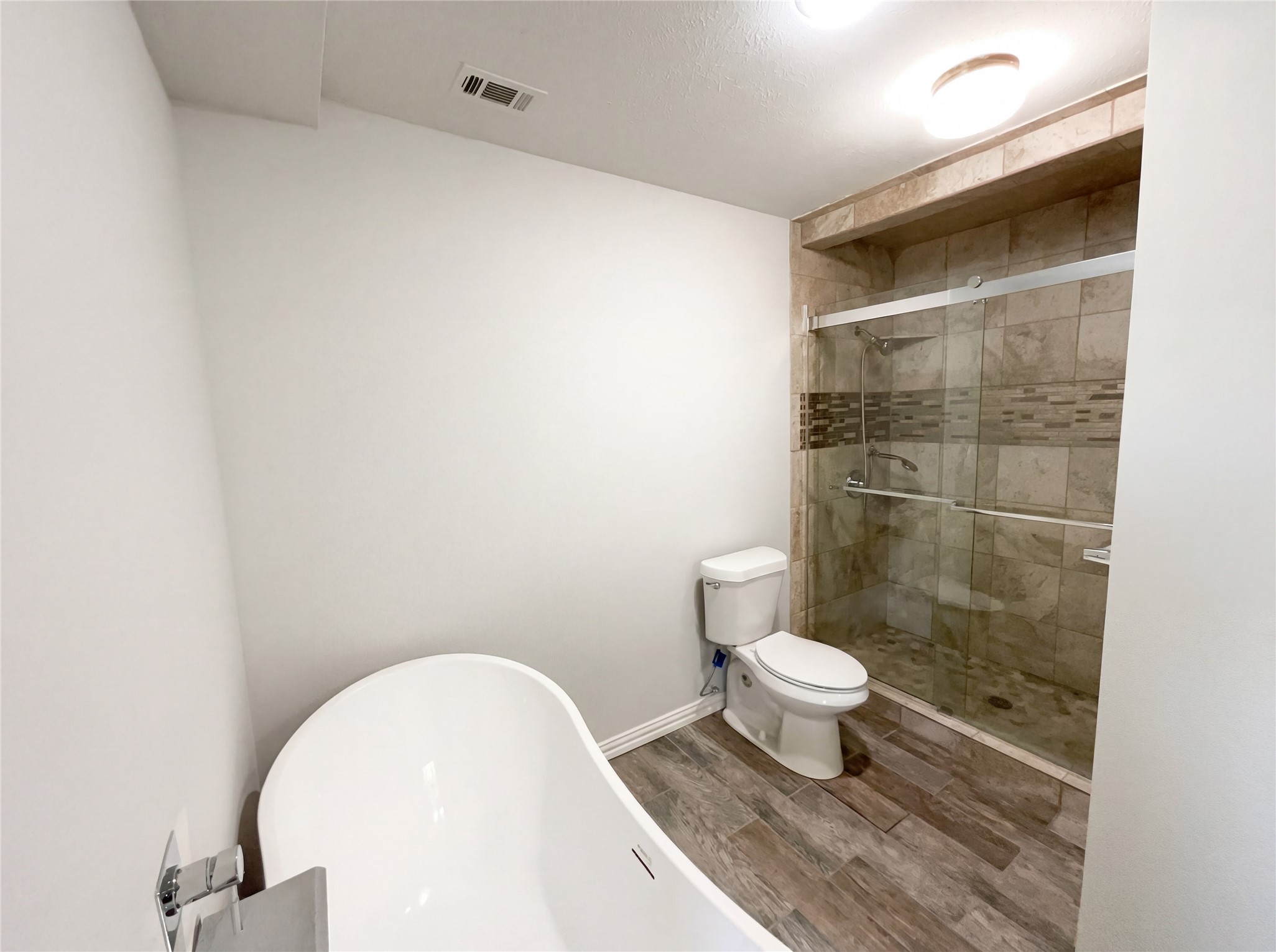 2800 N Surrey Drive, Carrollton, TX, 75006
