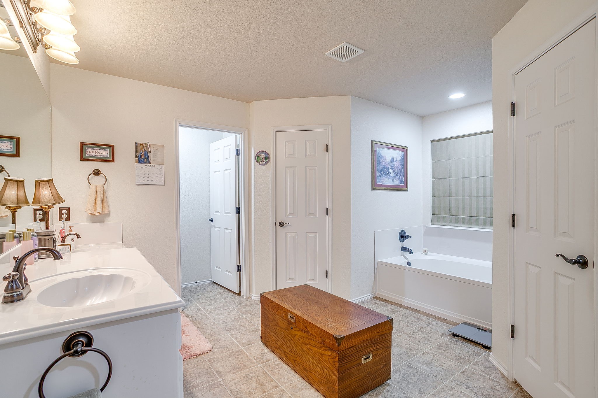 725 Snapper Drive, Burleson, TX, 76028