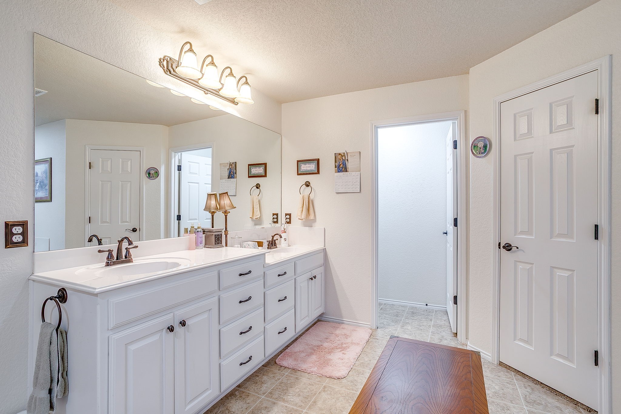 725 Snapper Drive, Burleson, TX, 76028