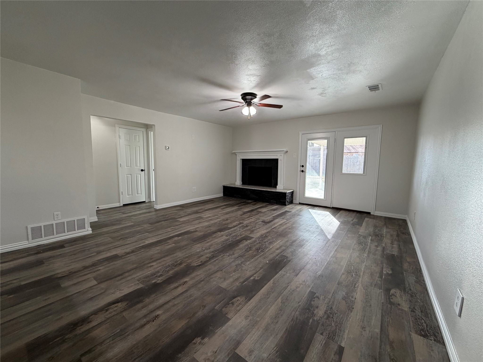 420 Opal Street, Saginaw, TX, 76179