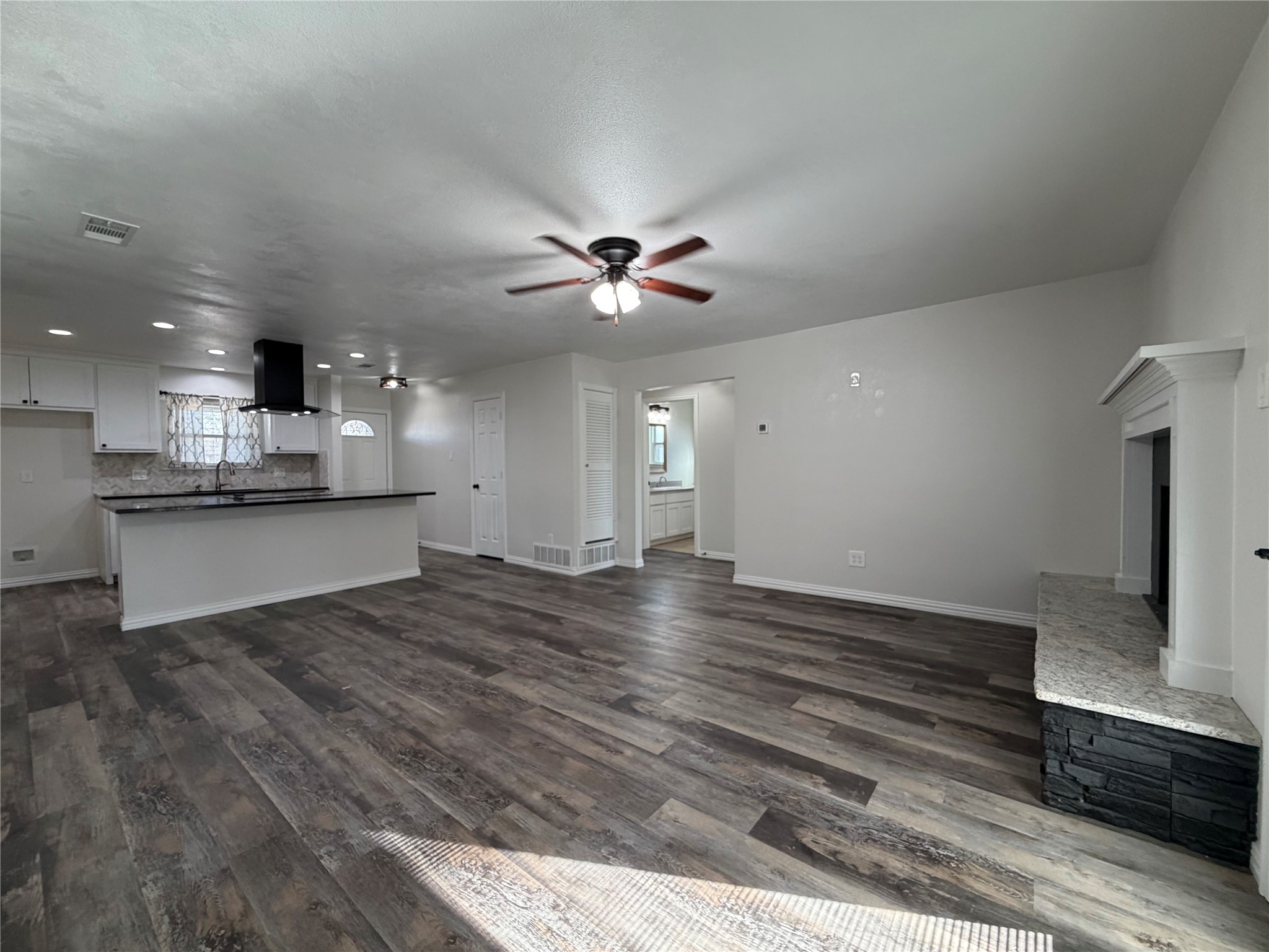 420 Opal Street, Saginaw, TX, 76179
