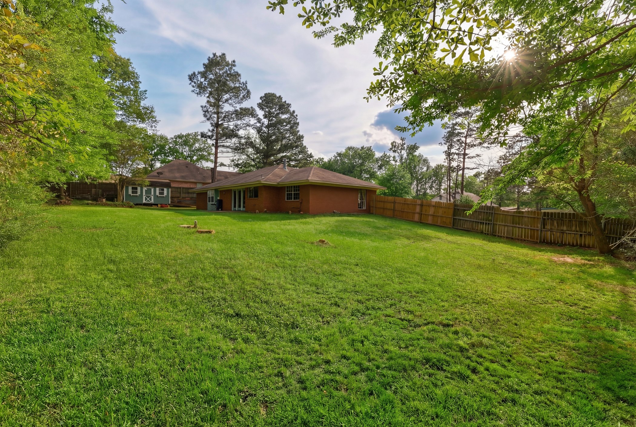 10203 Crestview Drive, Tyler, TX, 75707