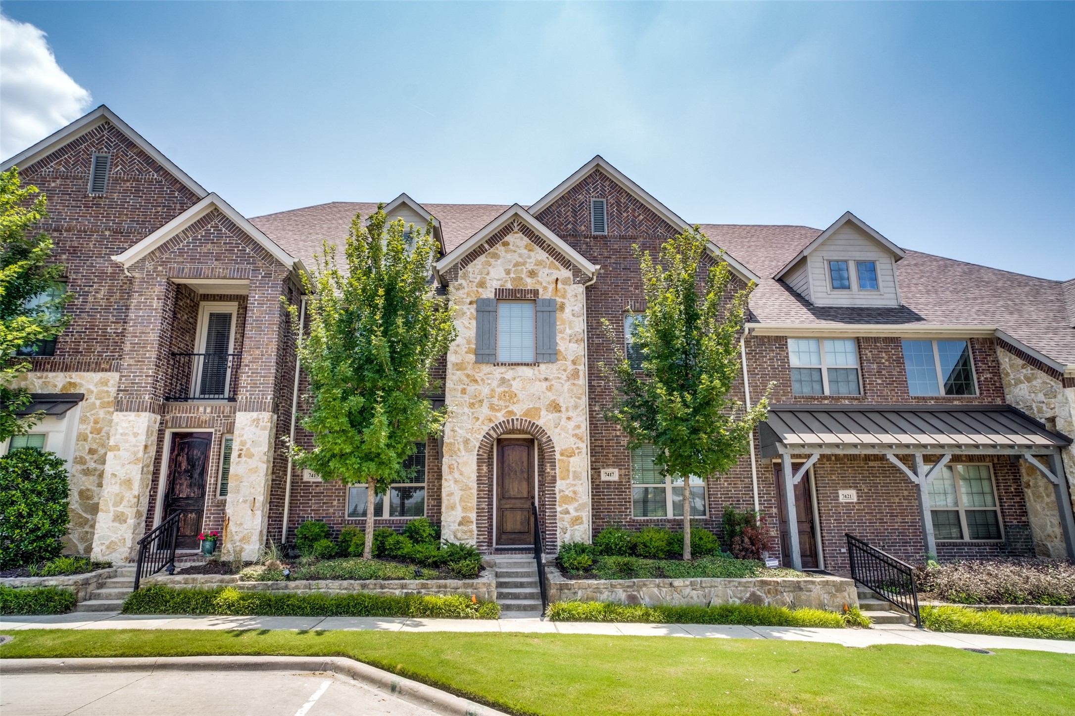 Property photo 01 of 7417 Chief Spotted Tail Drive, Mckinney, TX 75070 | MLS #21227428