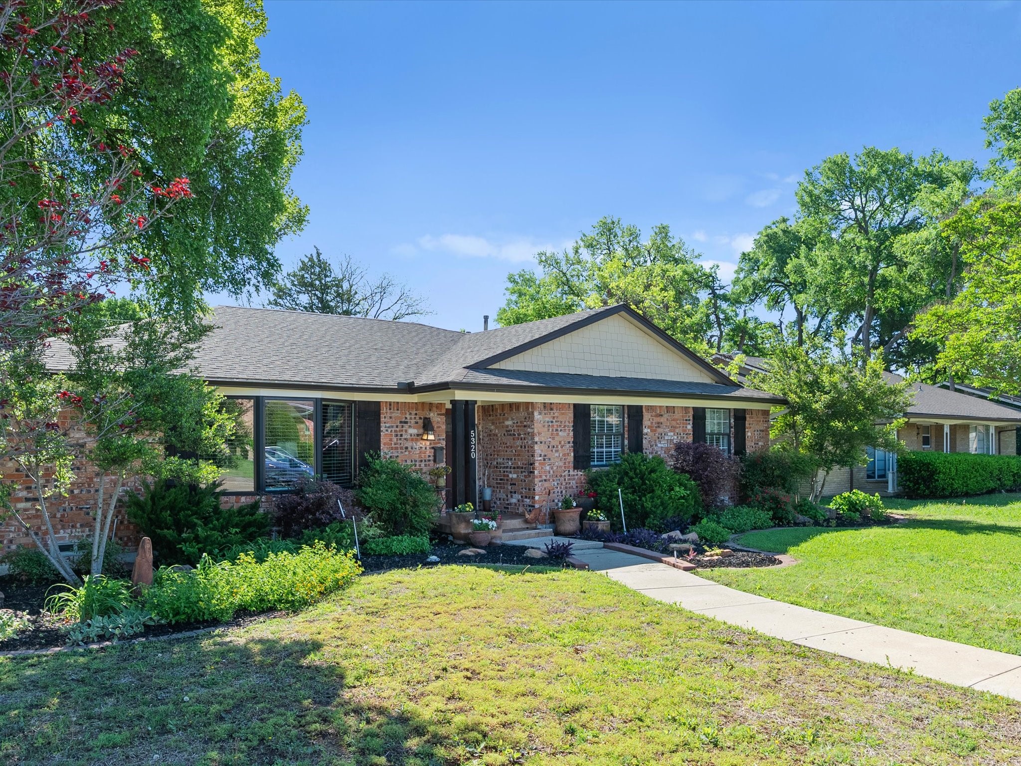 5320 Elkridge Drive, Dallas, TX, 75227