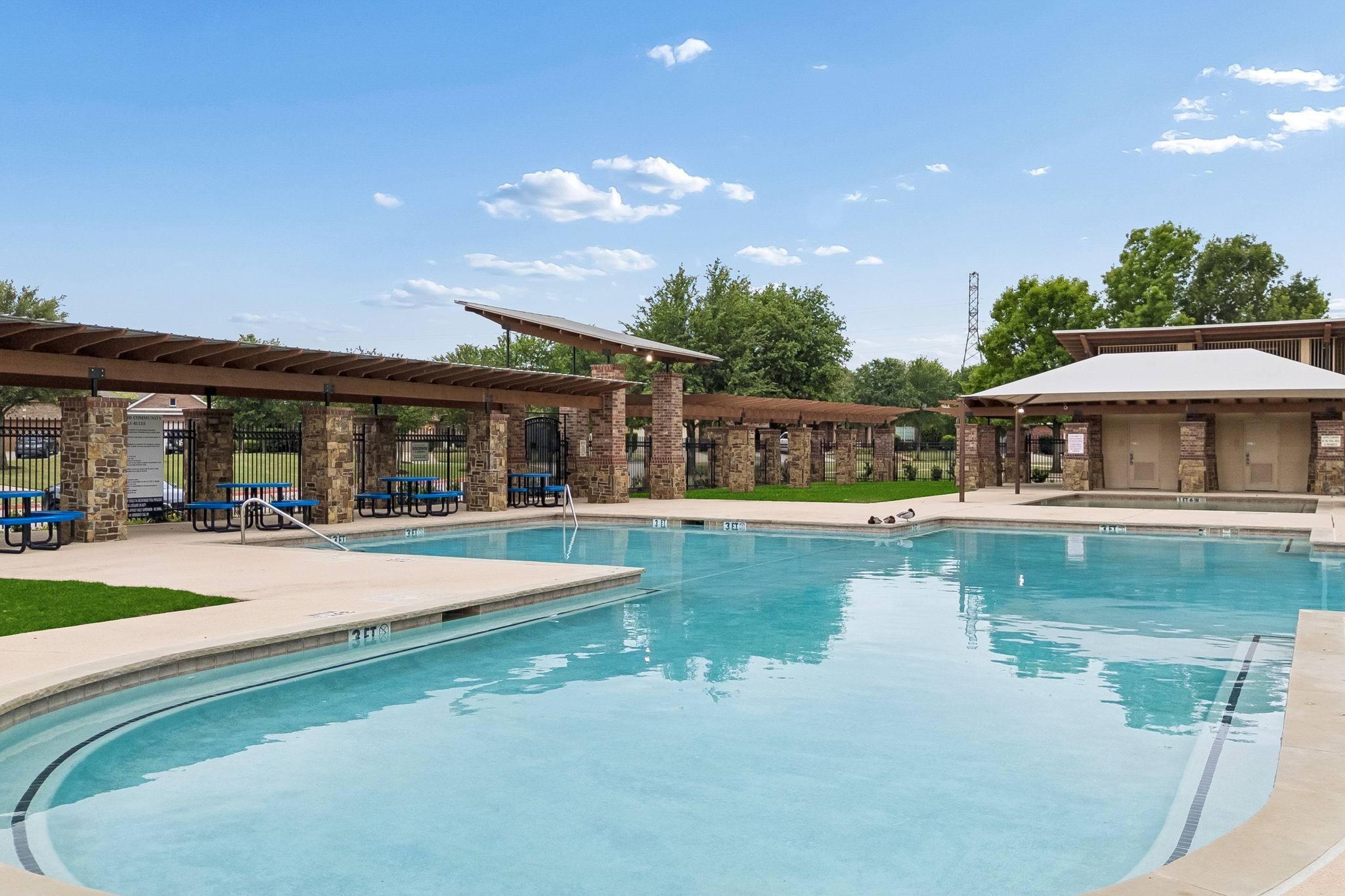 8004 Larch Lane, Fort Worth, TX, 76131