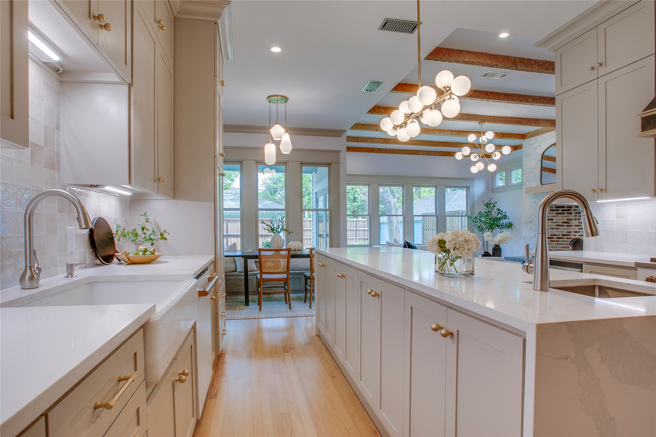 714 N Edgefield Avenue, Dallas, TX, 75208