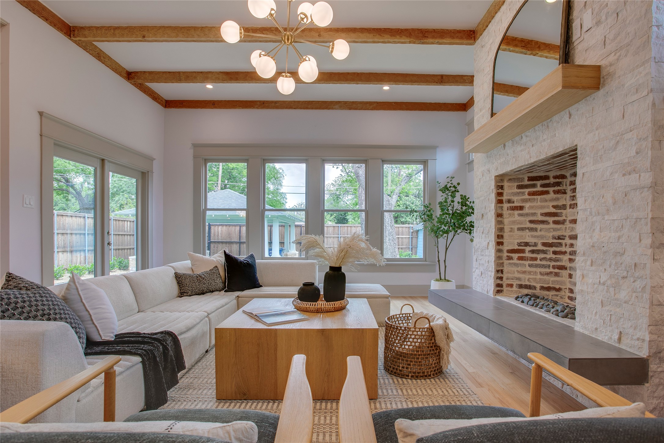 714 N Edgefield Avenue, Dallas, TX, 75208