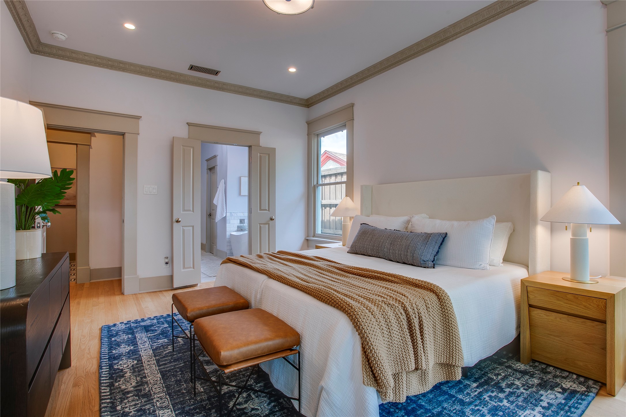 714 N Edgefield Avenue, Dallas, TX, 75208