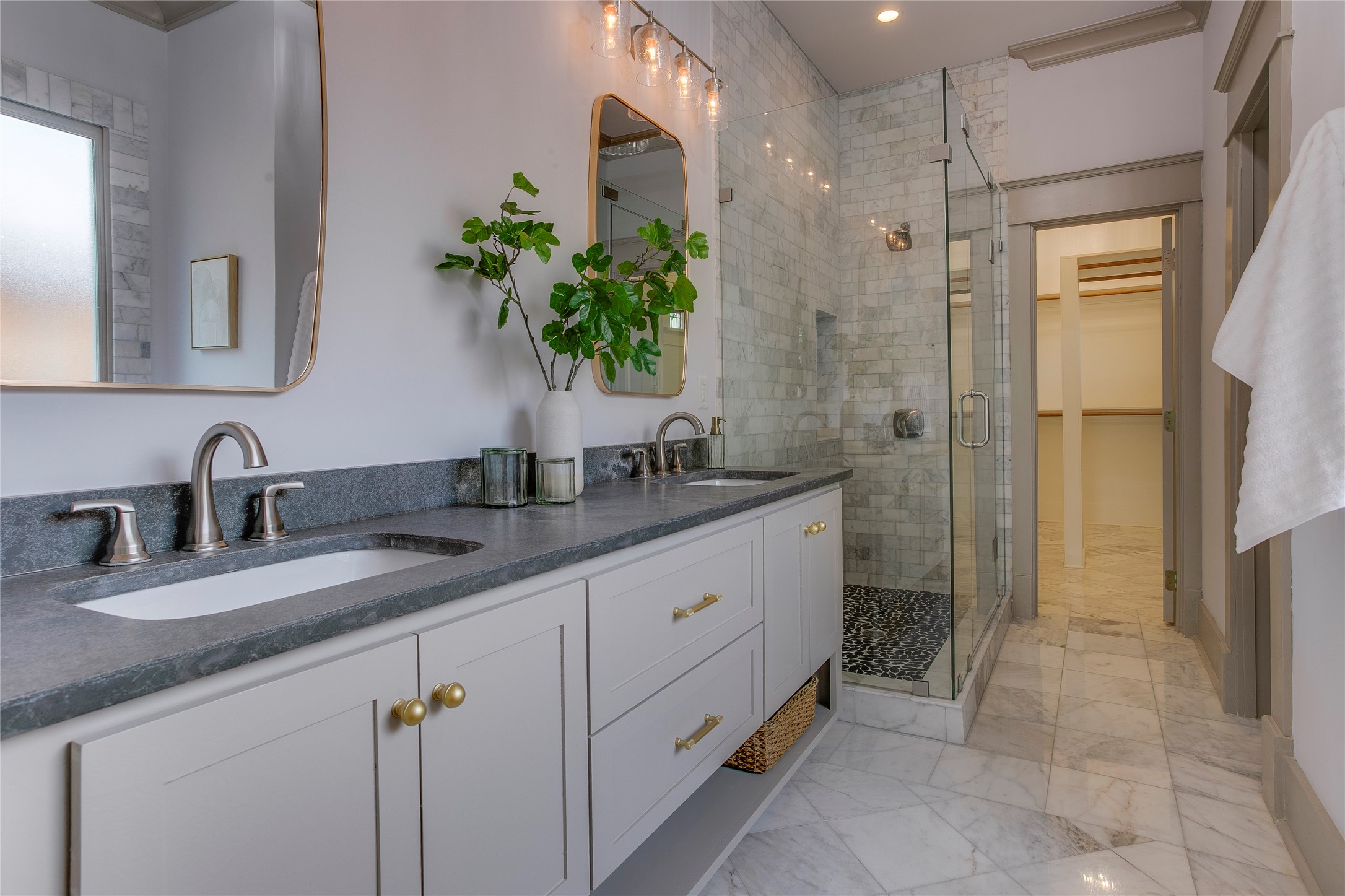 714 N Edgefield Avenue, Dallas, TX, 75208