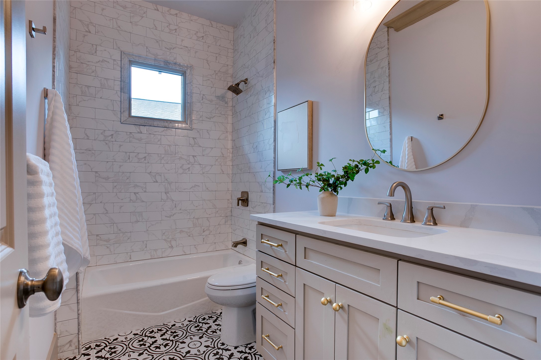 714 N Edgefield Avenue, Dallas, TX, 75208