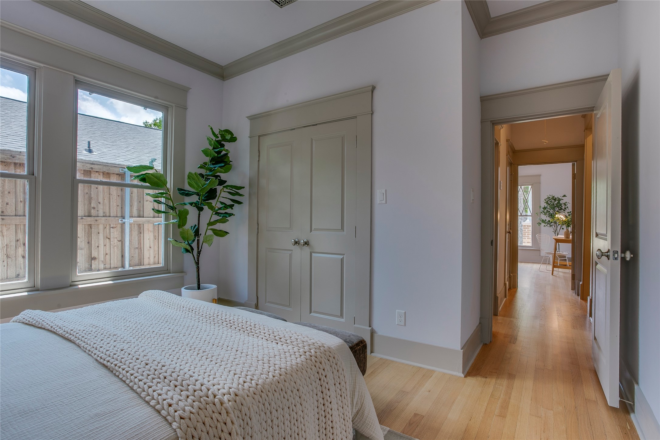 714 N Edgefield Avenue, Dallas, TX, 75208