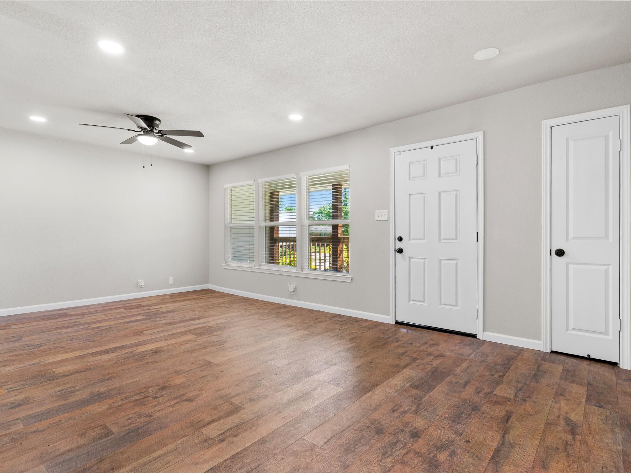 Property photo 03 of 1804 Ransom Terrace Fort, Worth, TX 76112 | MLS #21227662