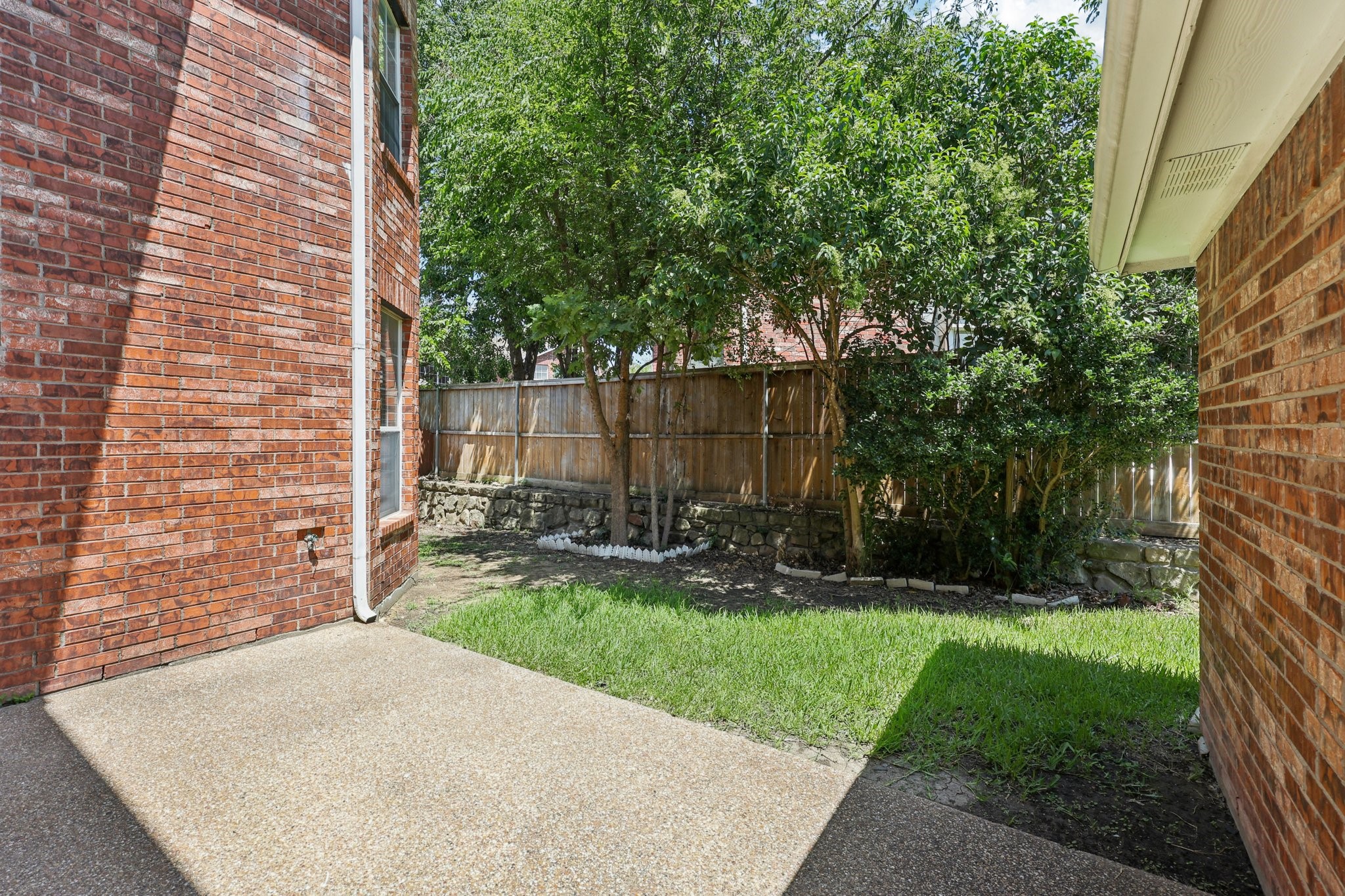 458 Richmond Street, Irving, TX, 75063