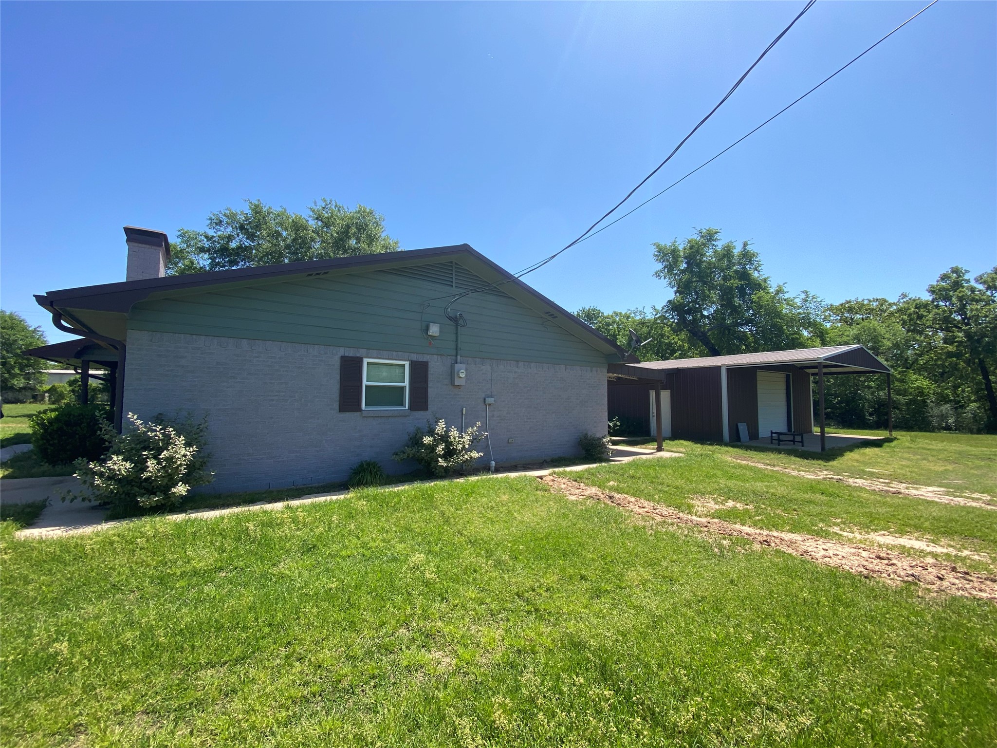 1410 E Royall Boulevard, Malakoff, TX, 75148