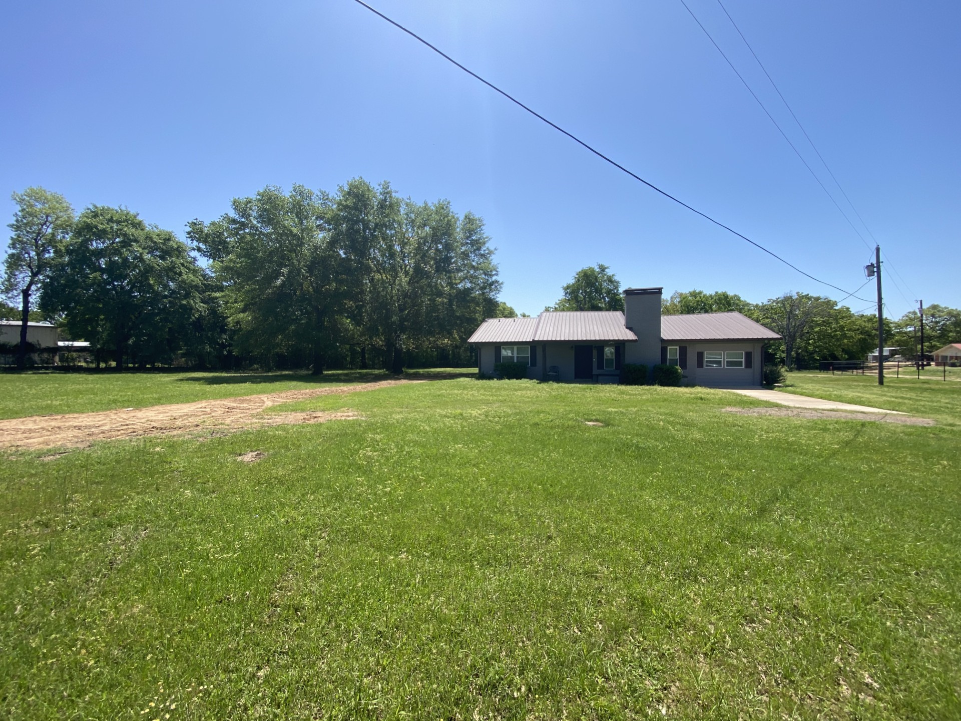 1410 E Royall Boulevard, Malakoff, TX, 75148