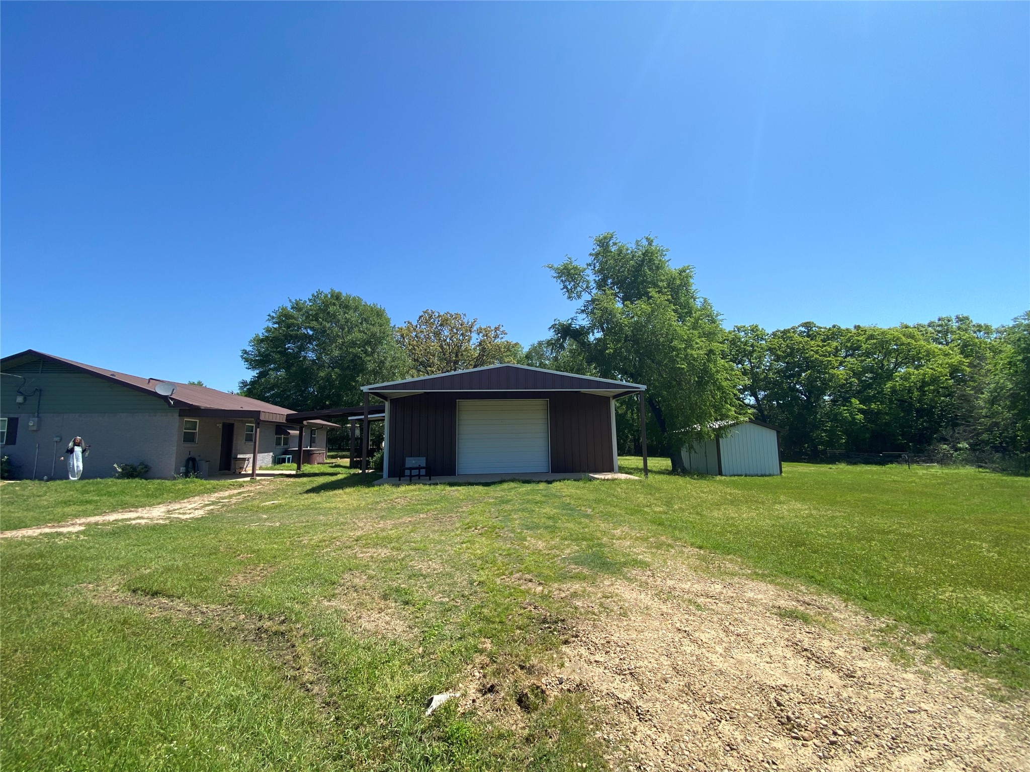 1410 E Royall Boulevard, Malakoff, TX, 75148